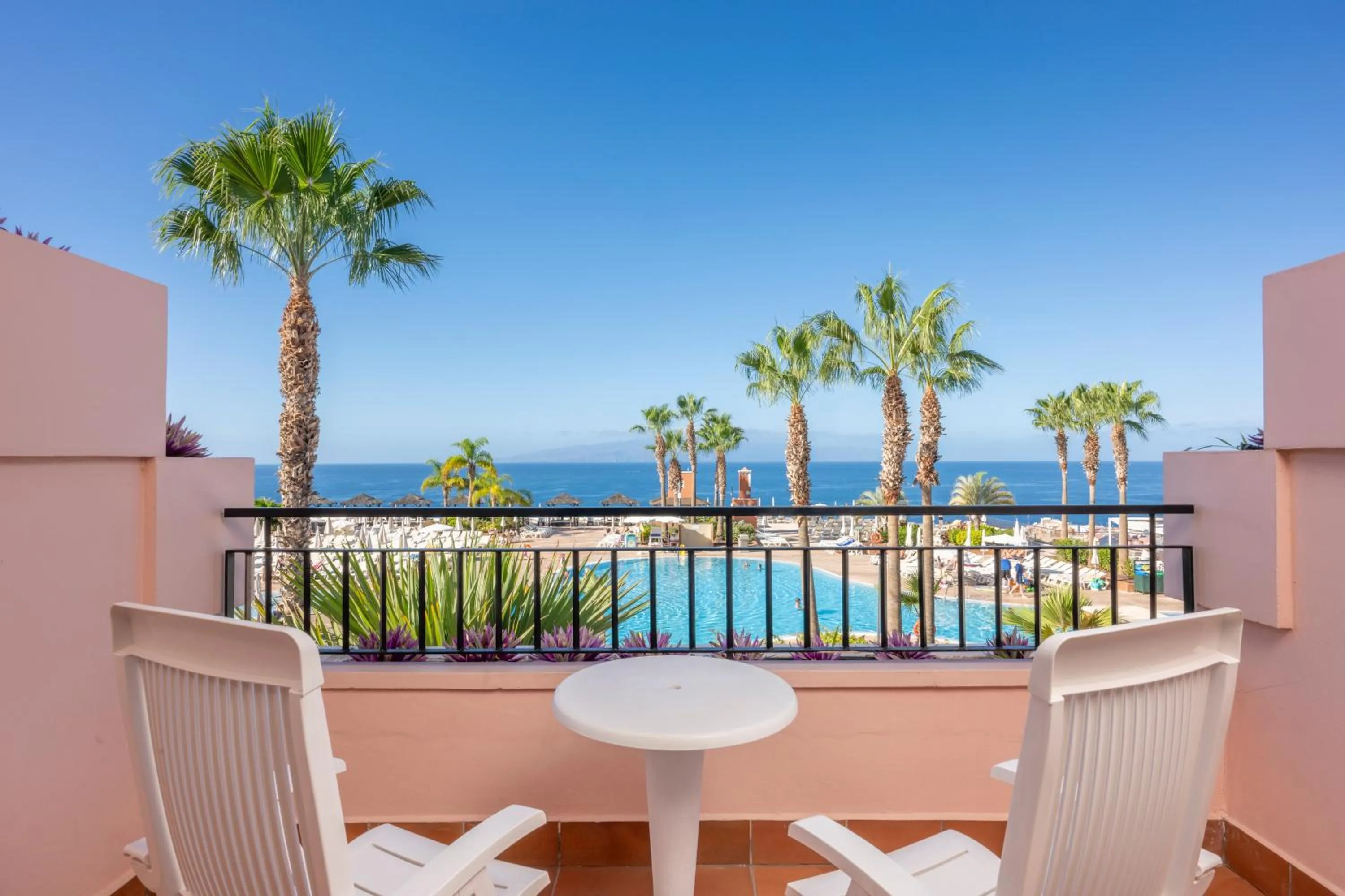 Day in Landmar Costa los Gigantes Family Resort