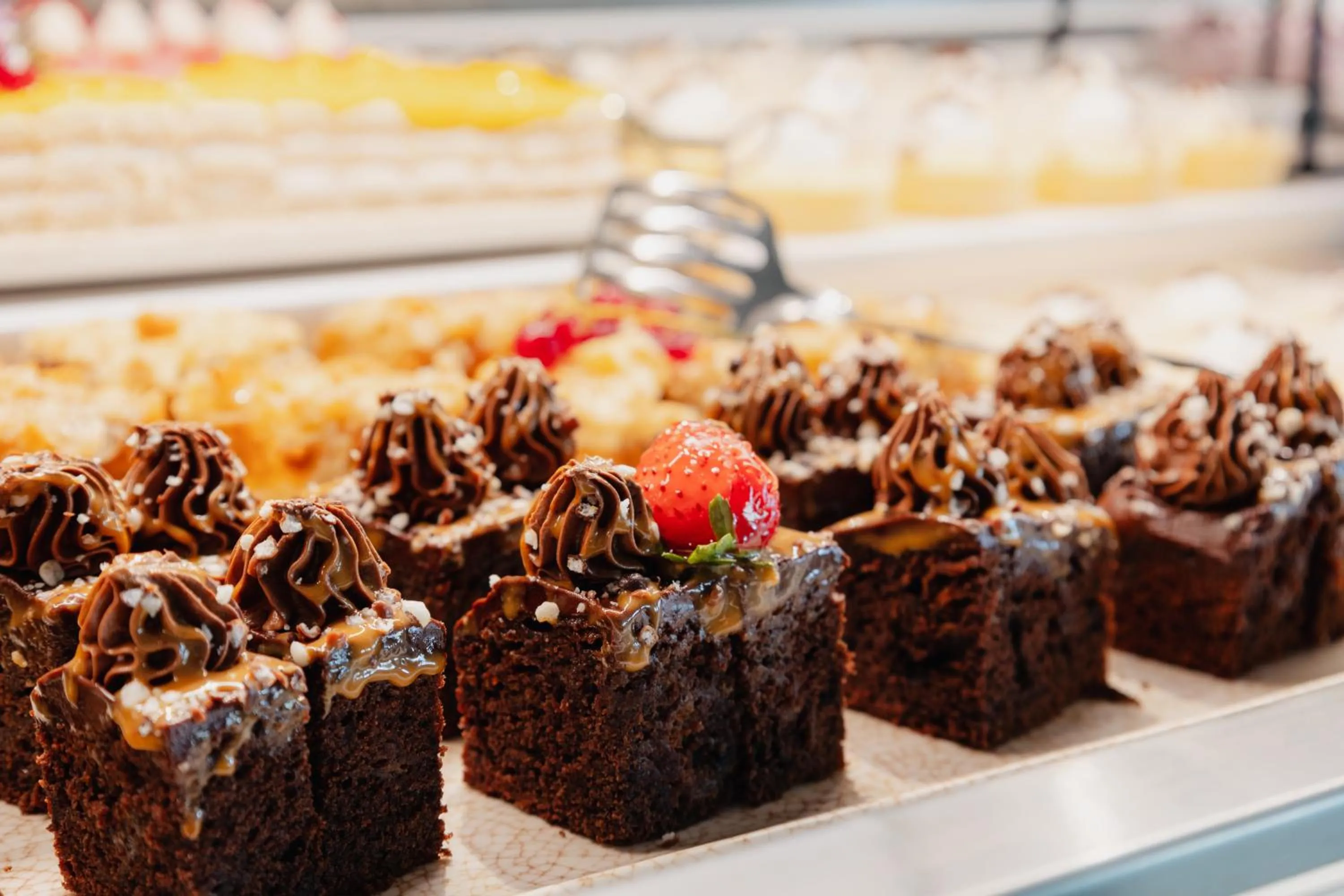 Food and drinks in Landmar Costa los Gigantes Family Resort