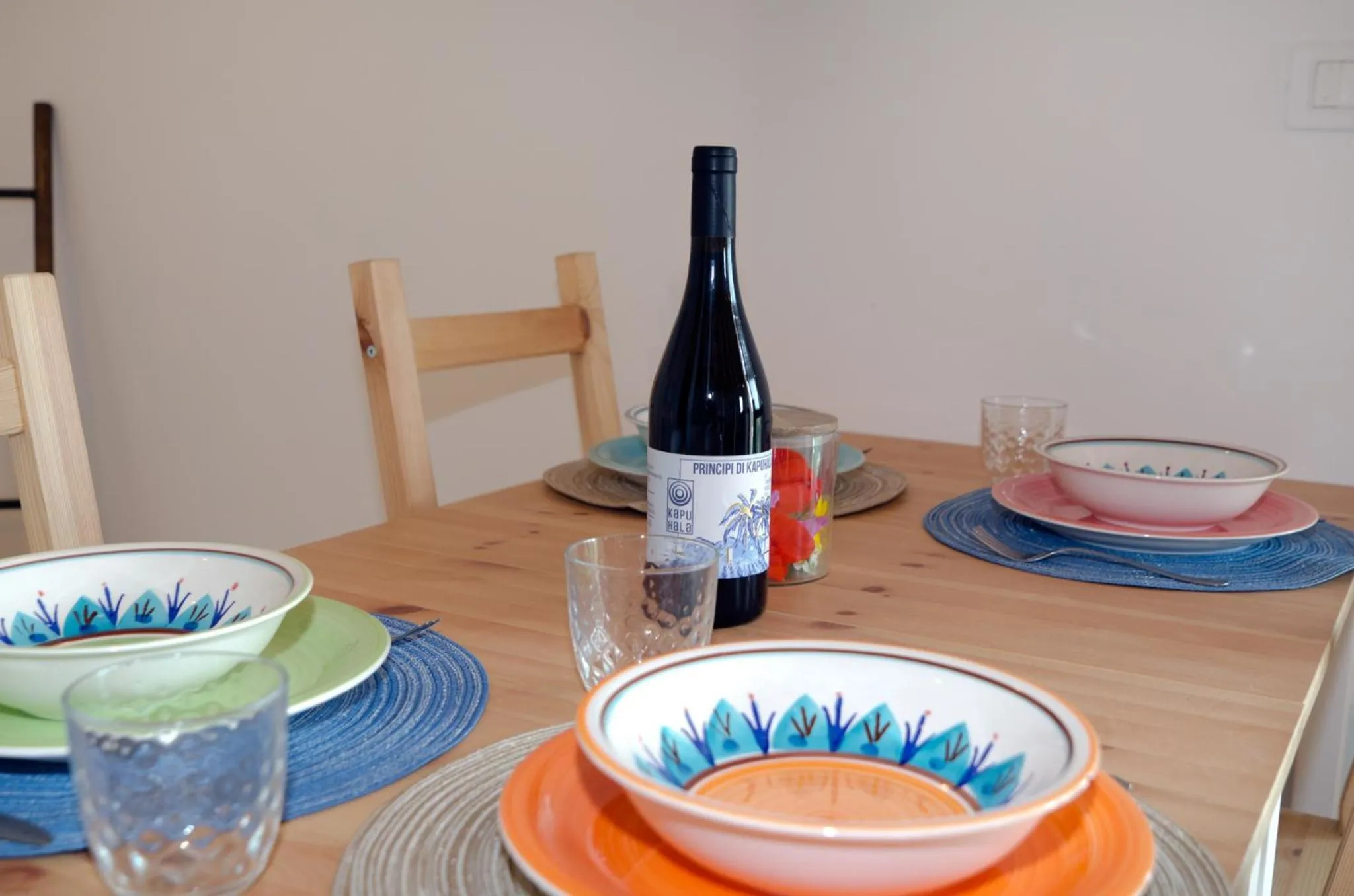 Dining area in Kapuhala Sicily