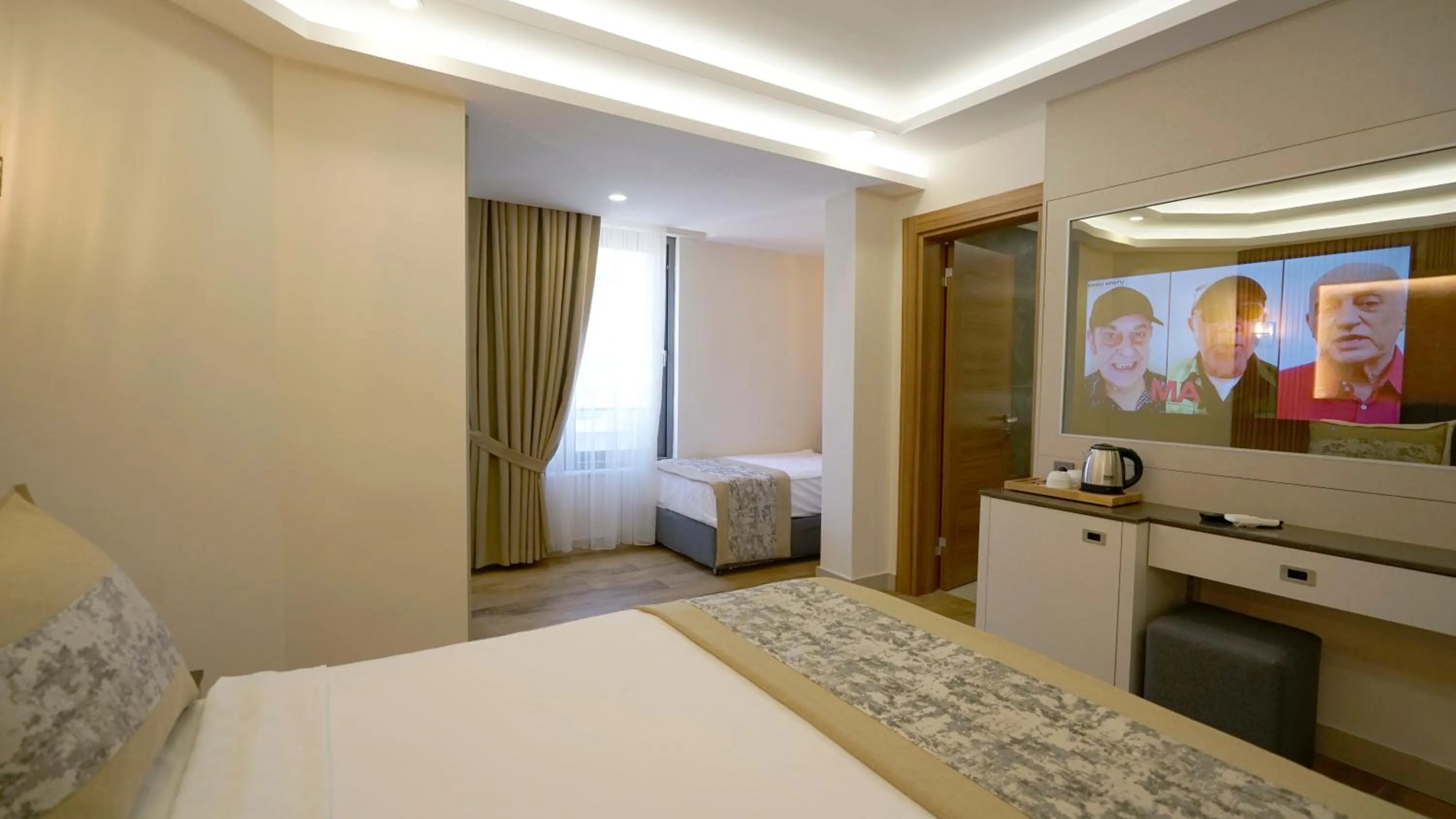 Massage, Bed in Green Beyza Suites