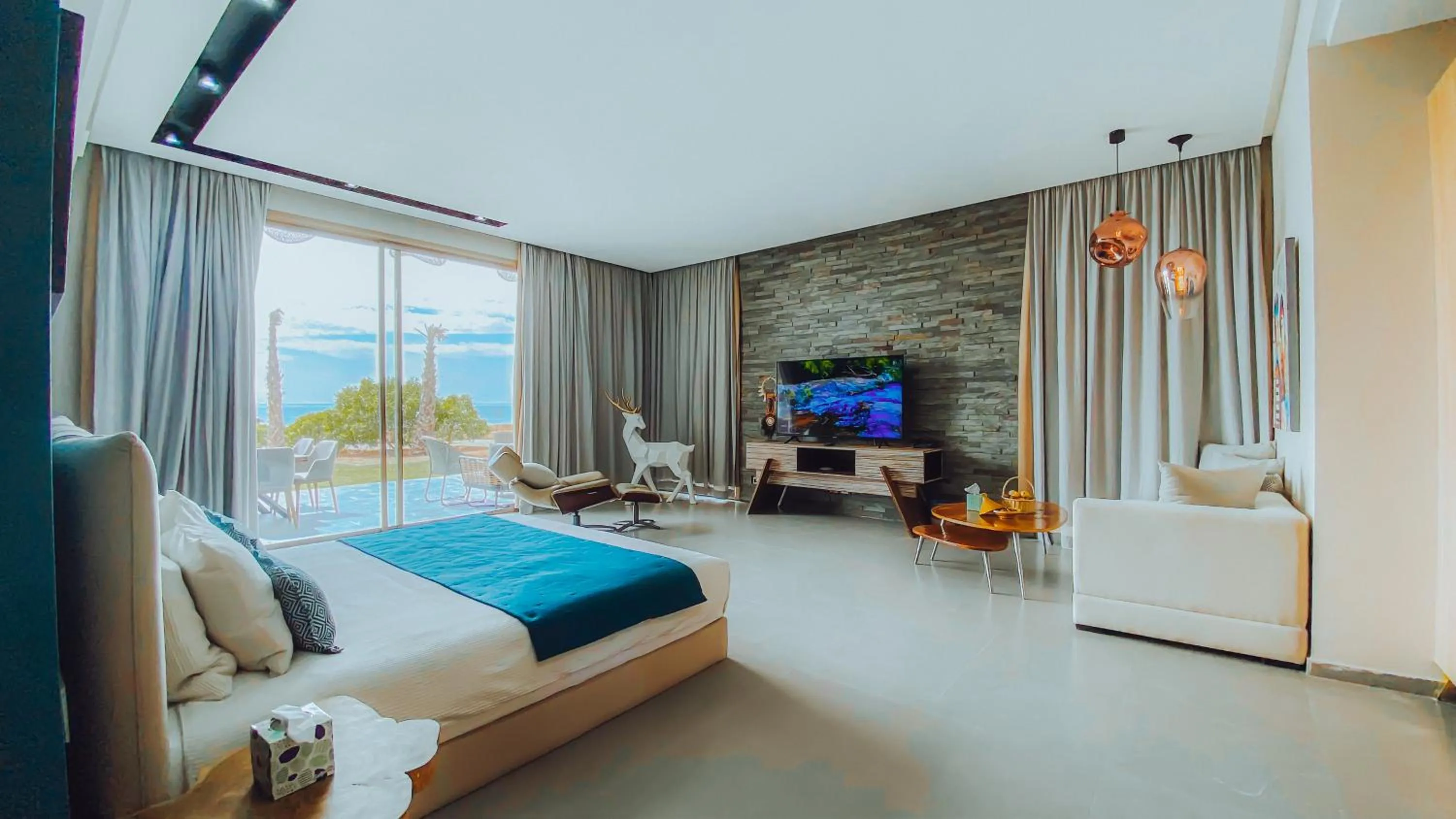 TV and multimedia in Bavaro Beach Dakhla