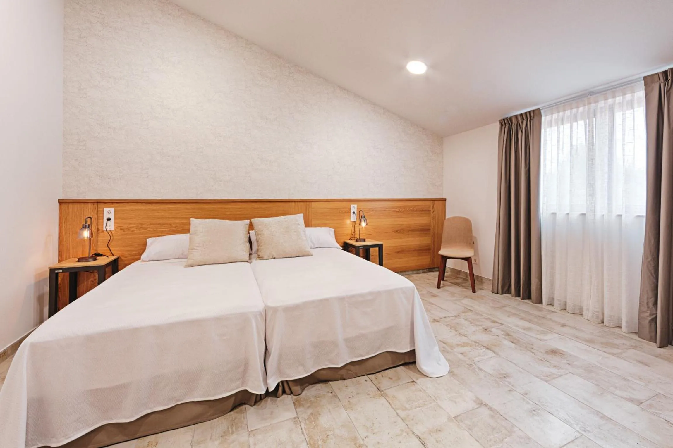 Photo of the whole room, Bed in Hotel rural La Tejera