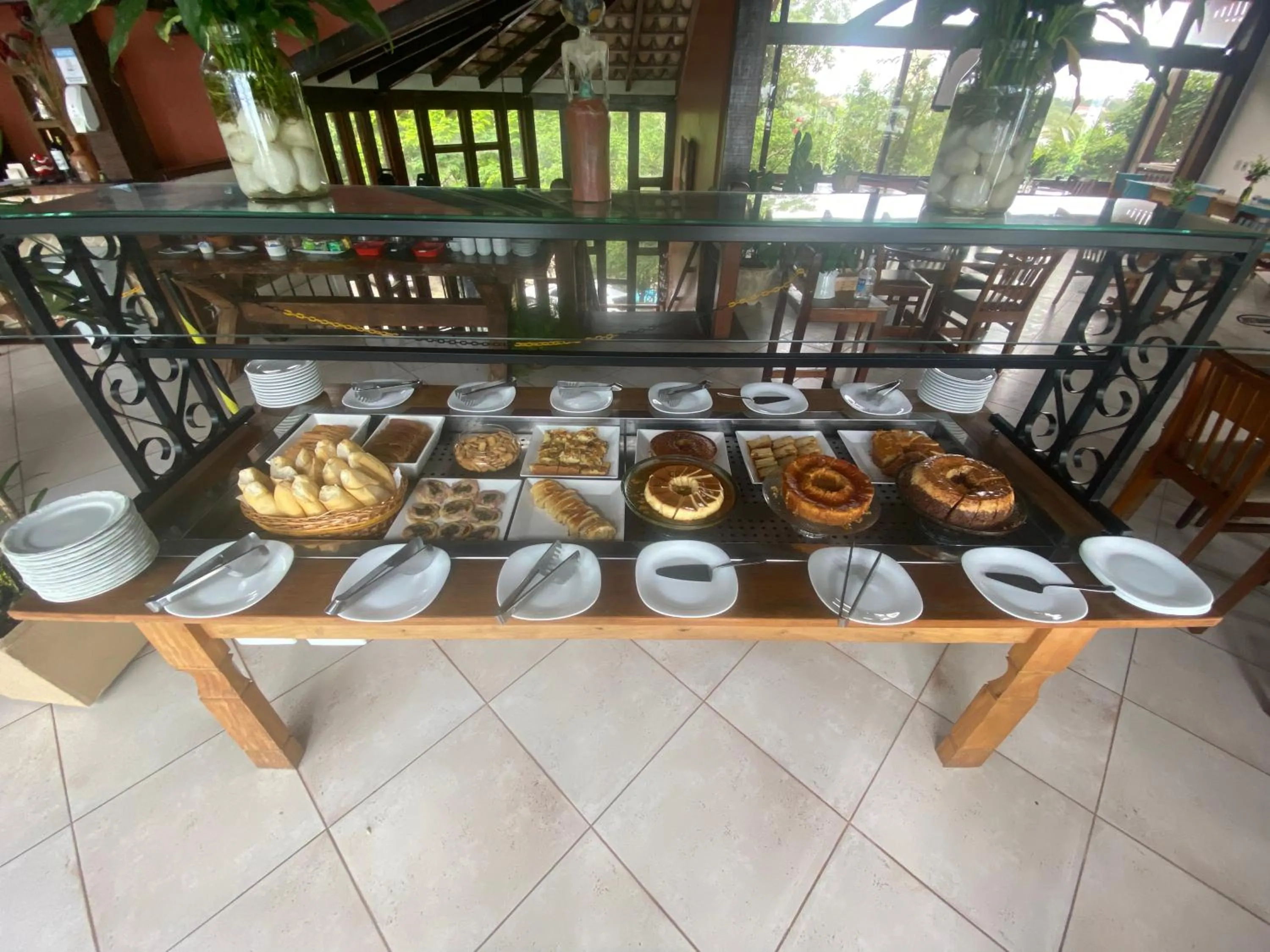 Restaurant/places to eat in Hotel Cave do Sol