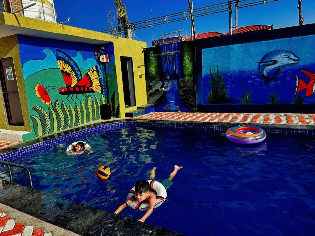 Pool view in Bundeli Farm Resort & Banquet Orchha