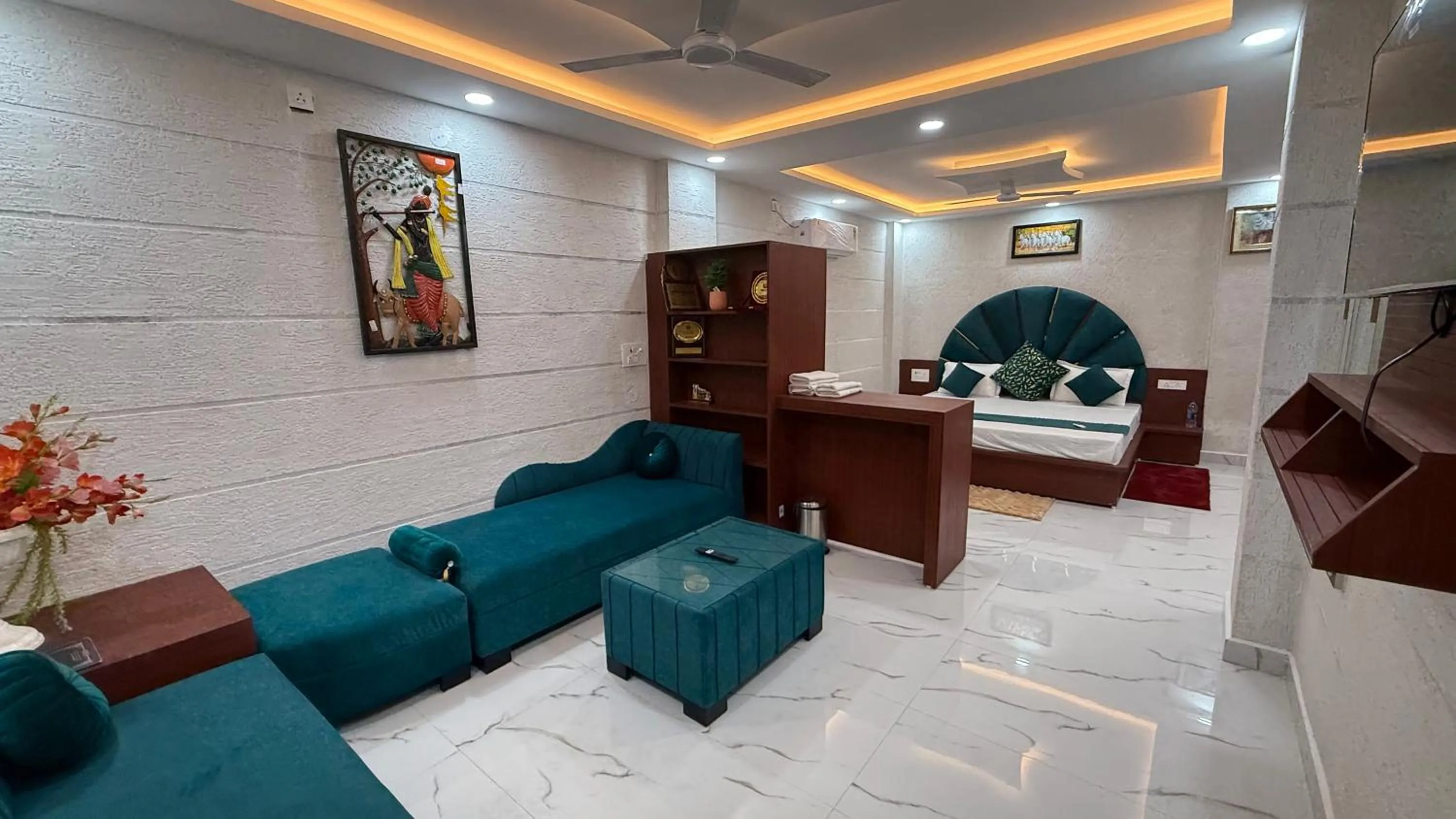 TV and multimedia in Bundeli Farm Resort & Banquet Orchha