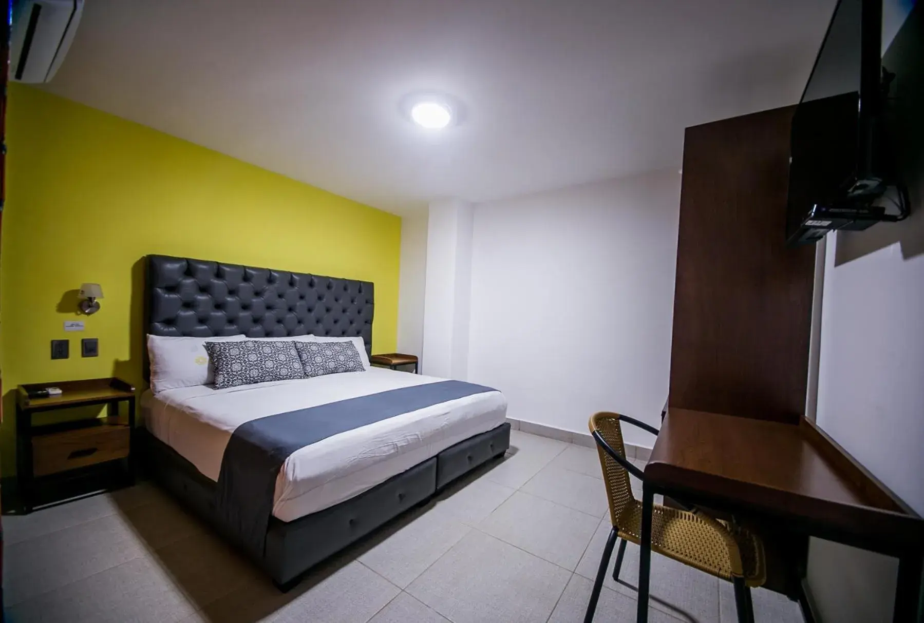 Deluxe King Room in Hotel Jar8 Acuario enfrente al Acuario de Veracruz Deluxe King Room in Hotel Jar8 Acuario enfrente al Acuario de Veracruz