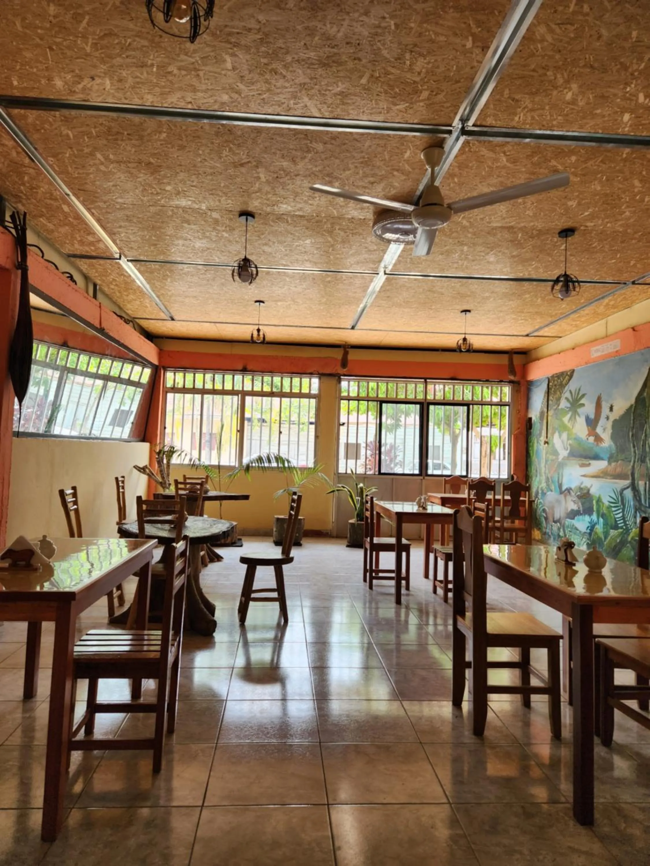 Dining area in Libélula Hotel