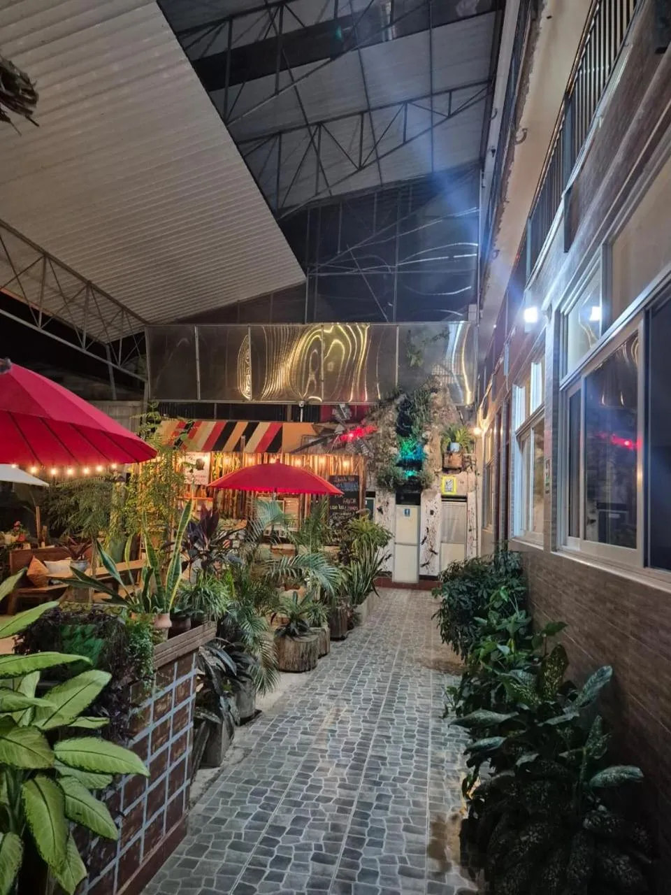 Inner courtyard view in Libélula Hotel