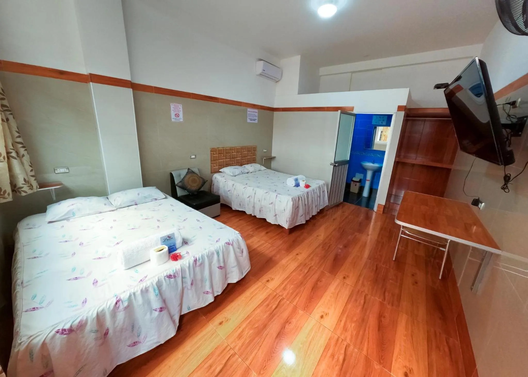 Photo of the whole room, Bed in Libélula Hotel