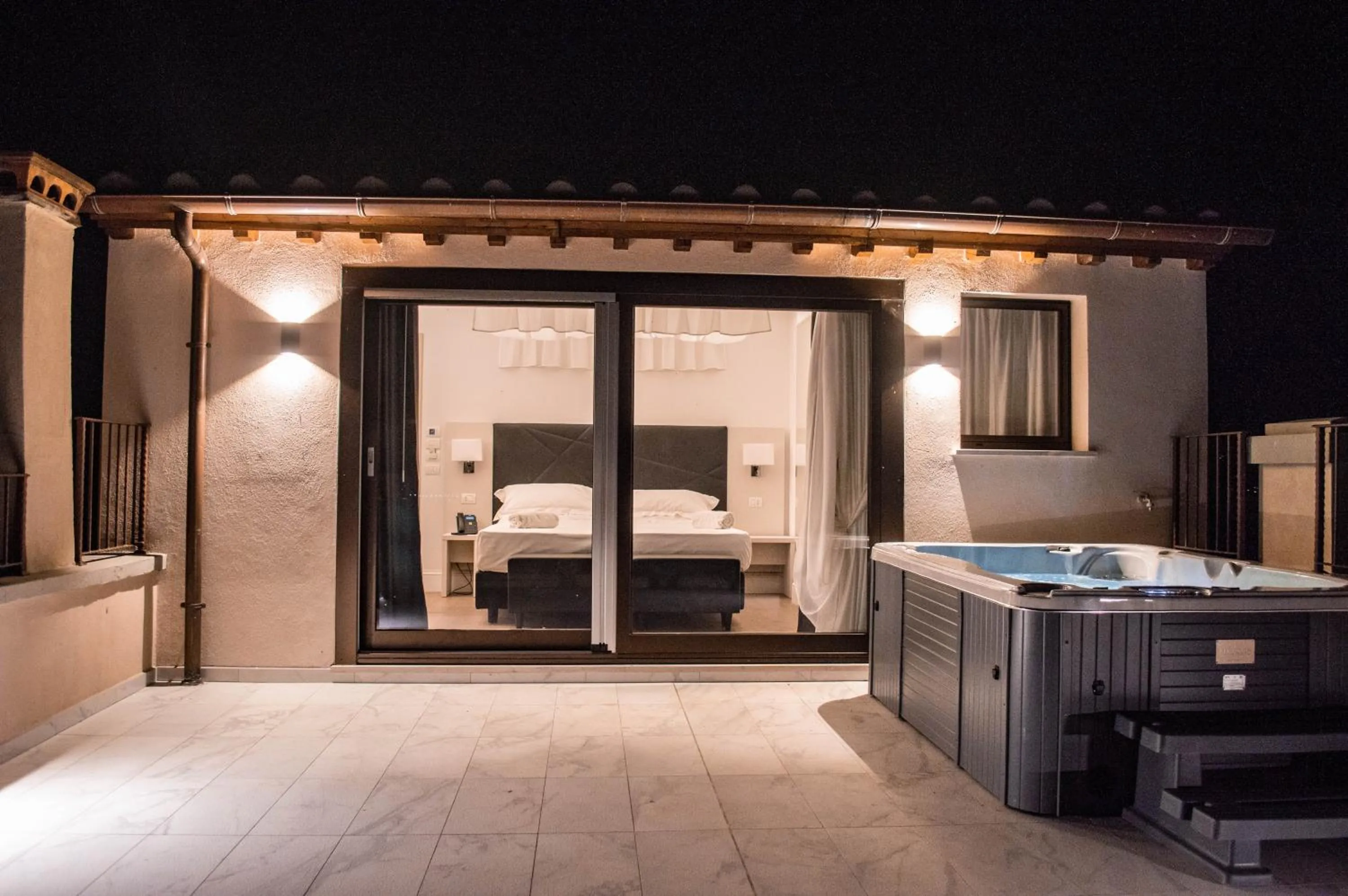 Night in Hotel Boutique Castiglione del Lago