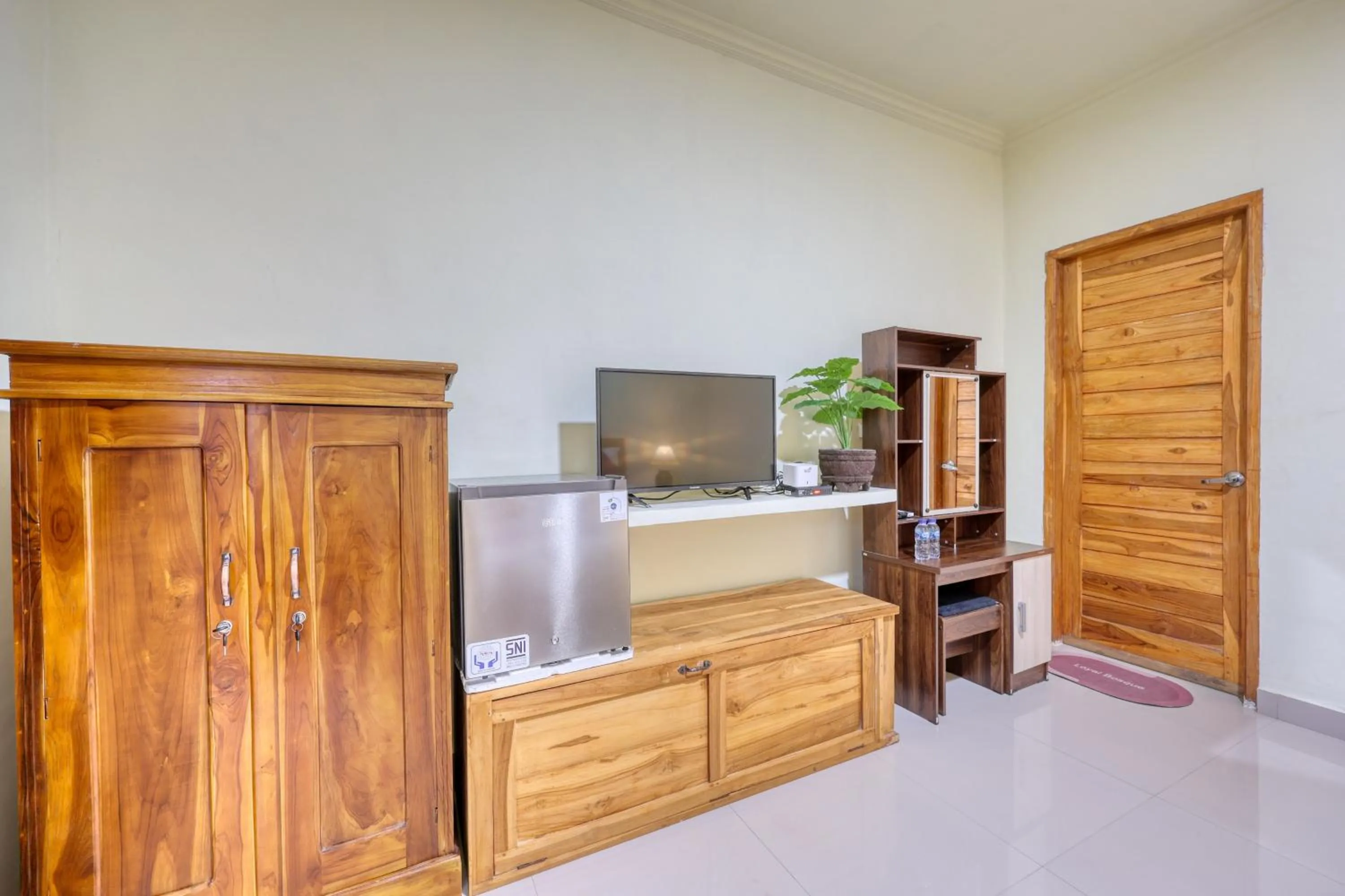 TV and multimedia in RR Cottage