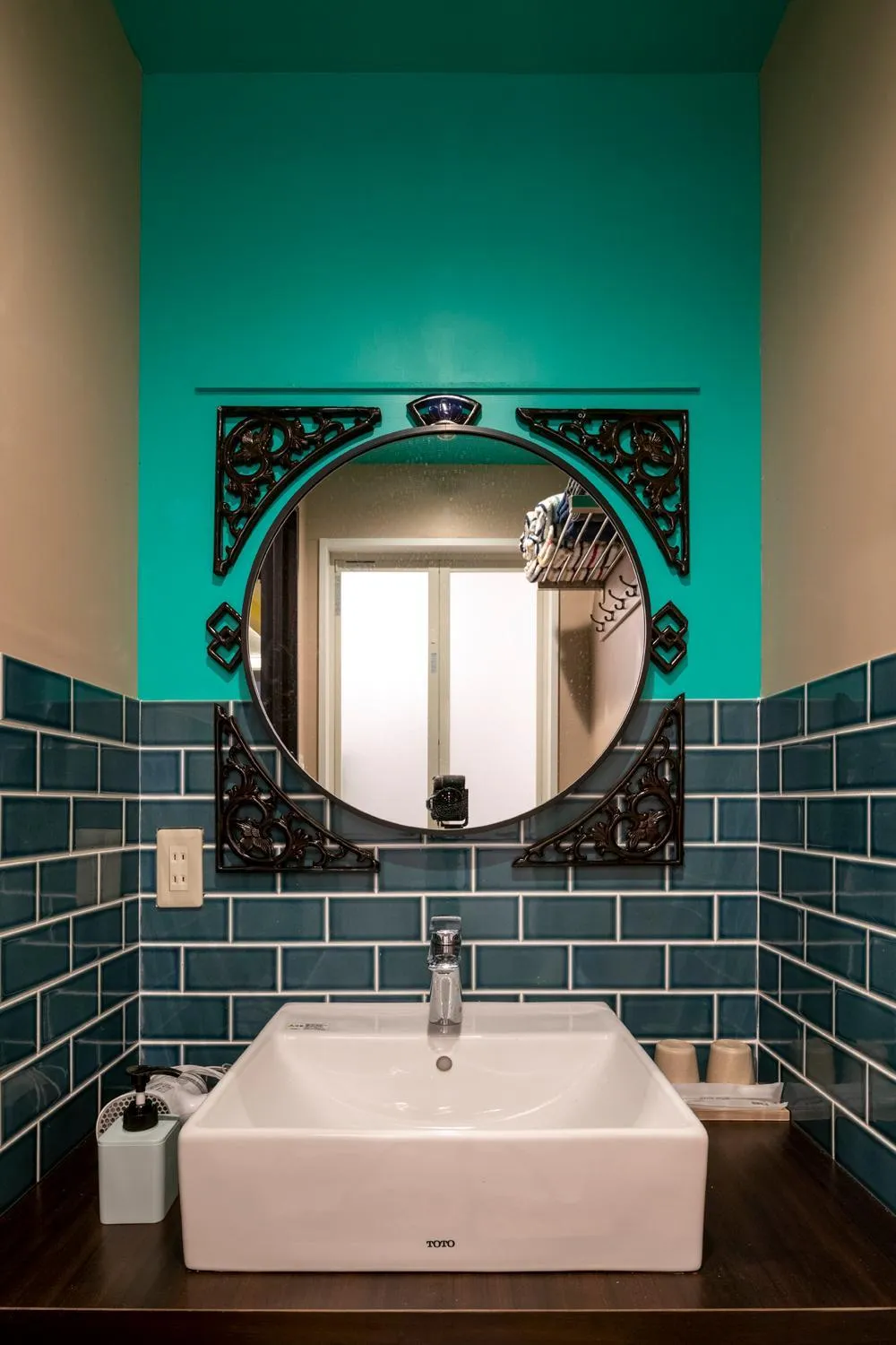 Shower in Room Inn Shanghai 横浜中華街 Room 2