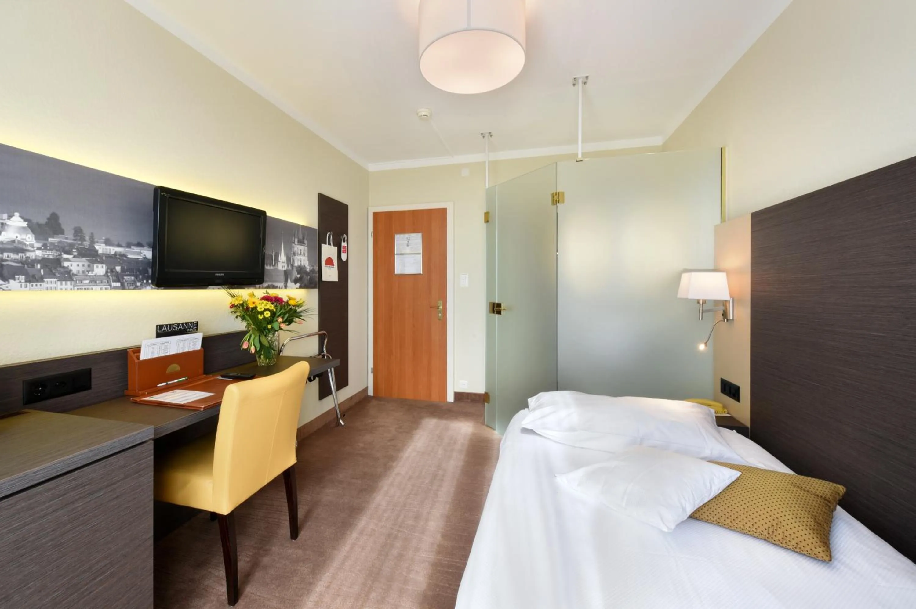 Photo of the whole room in Hôtel Bellerive