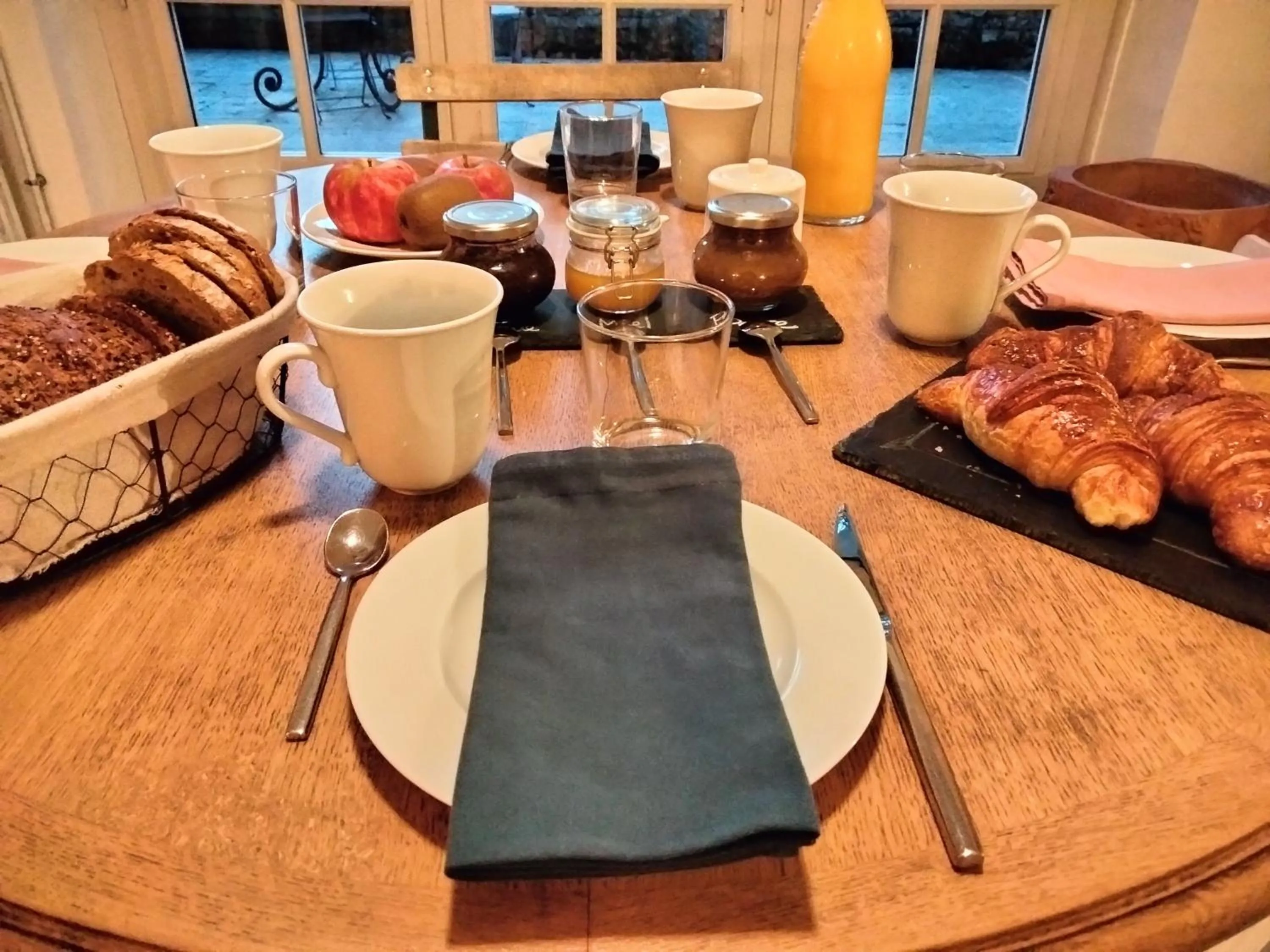 Garden view in Moulins de Clan