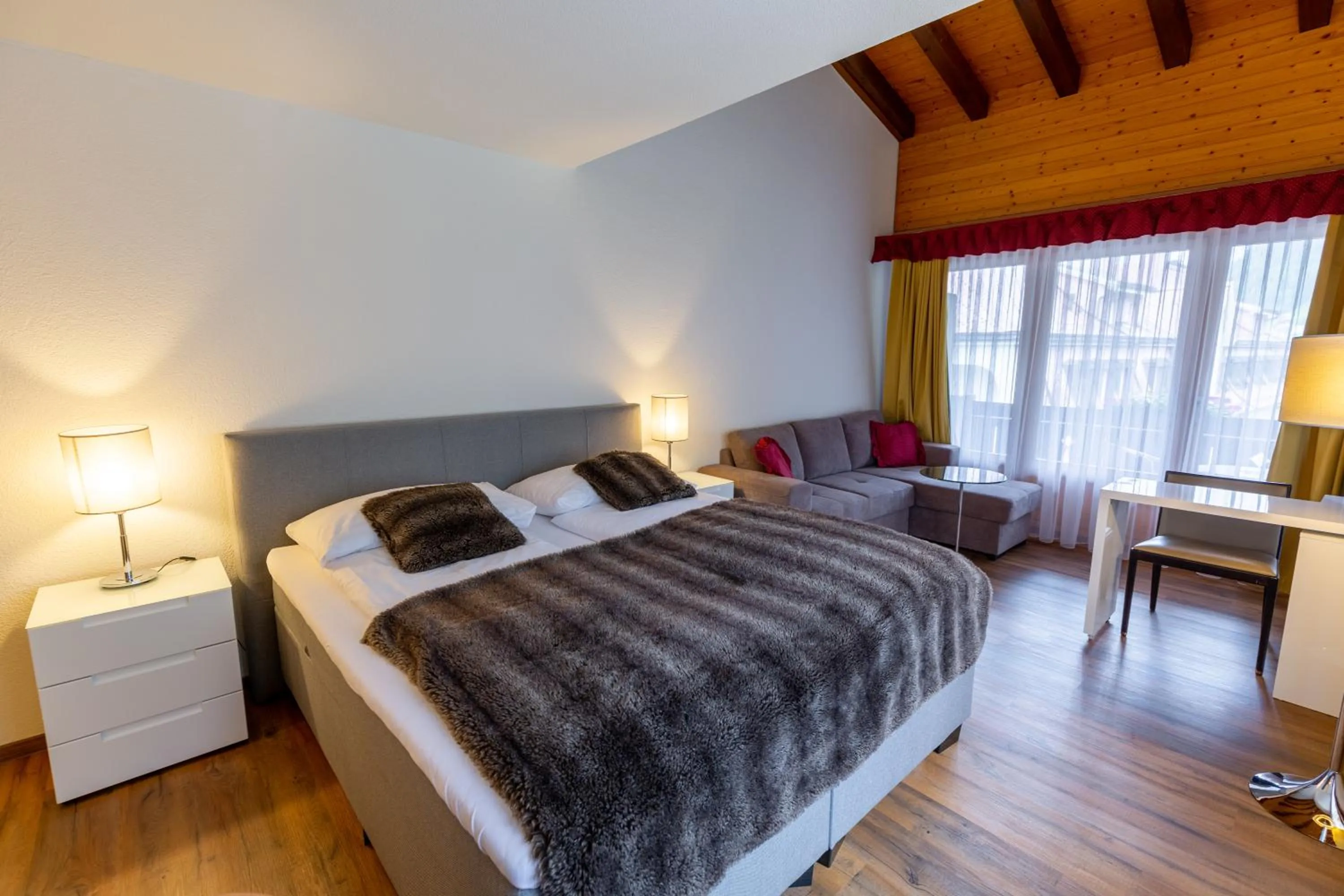 Bed in Chalet-Hotel Beau-Site