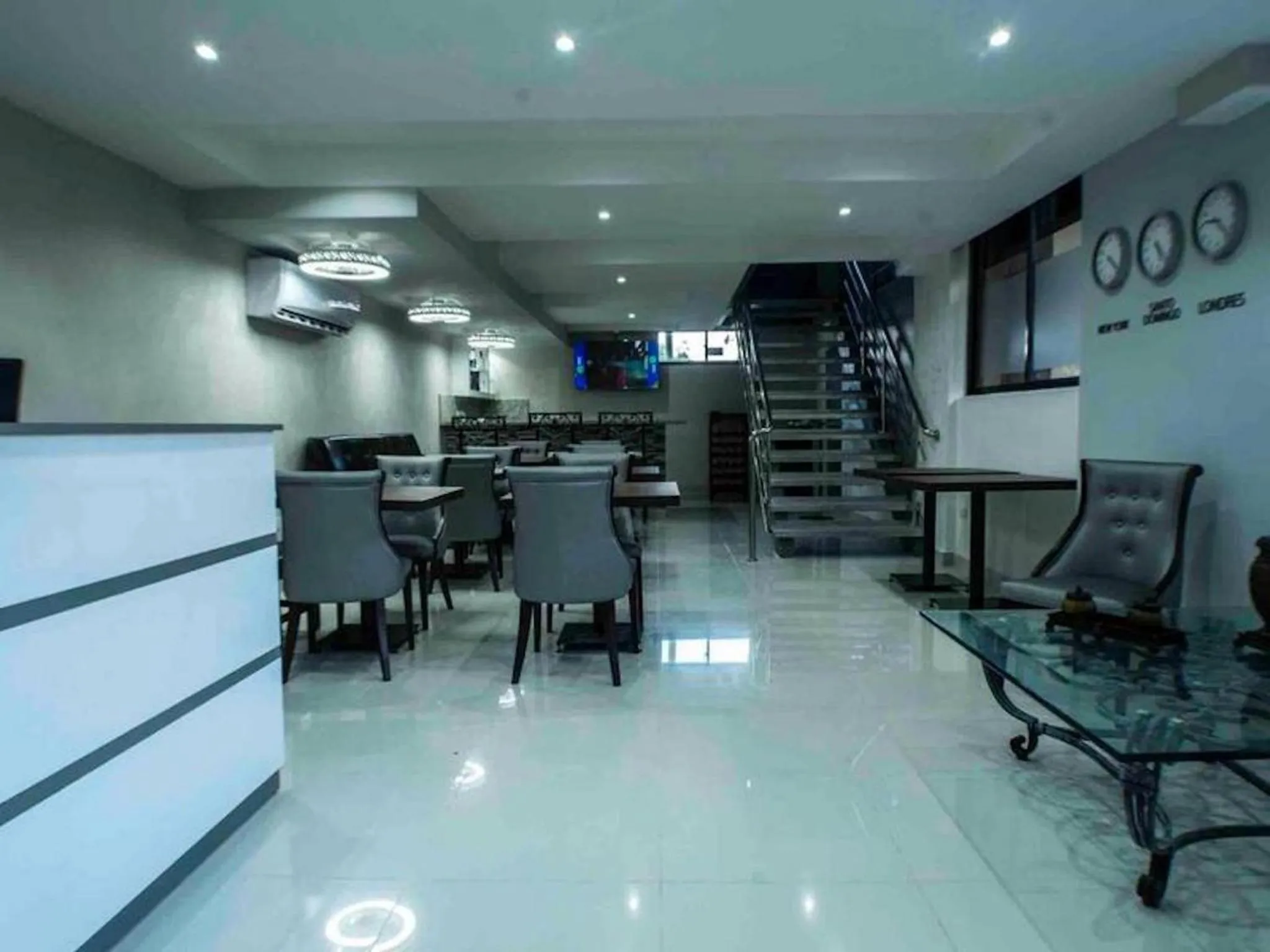 Malecon Cozy - Premium Plus 16