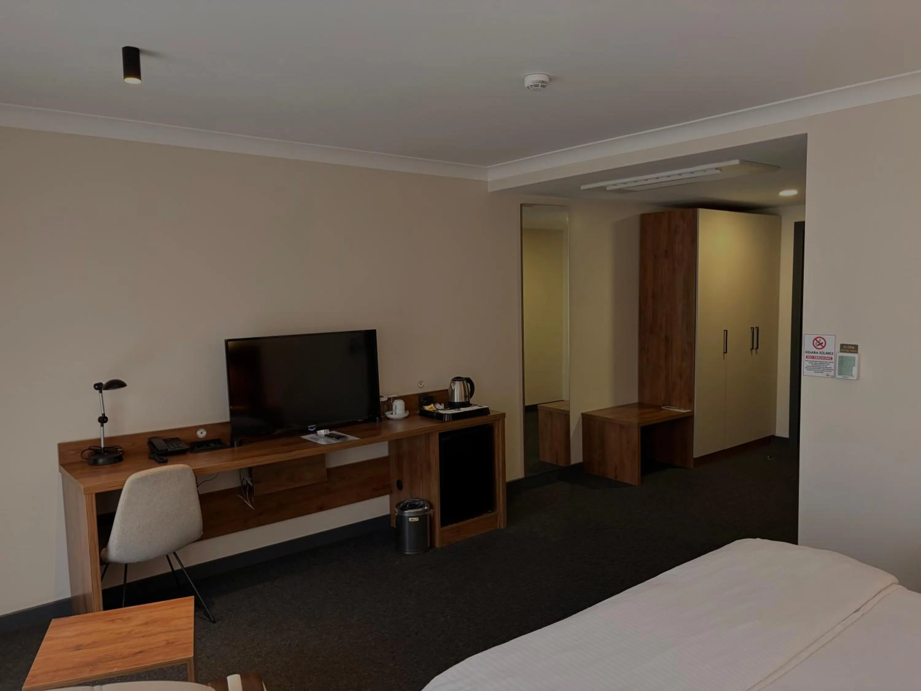 Bed in VALENT OTEL BUSINESS