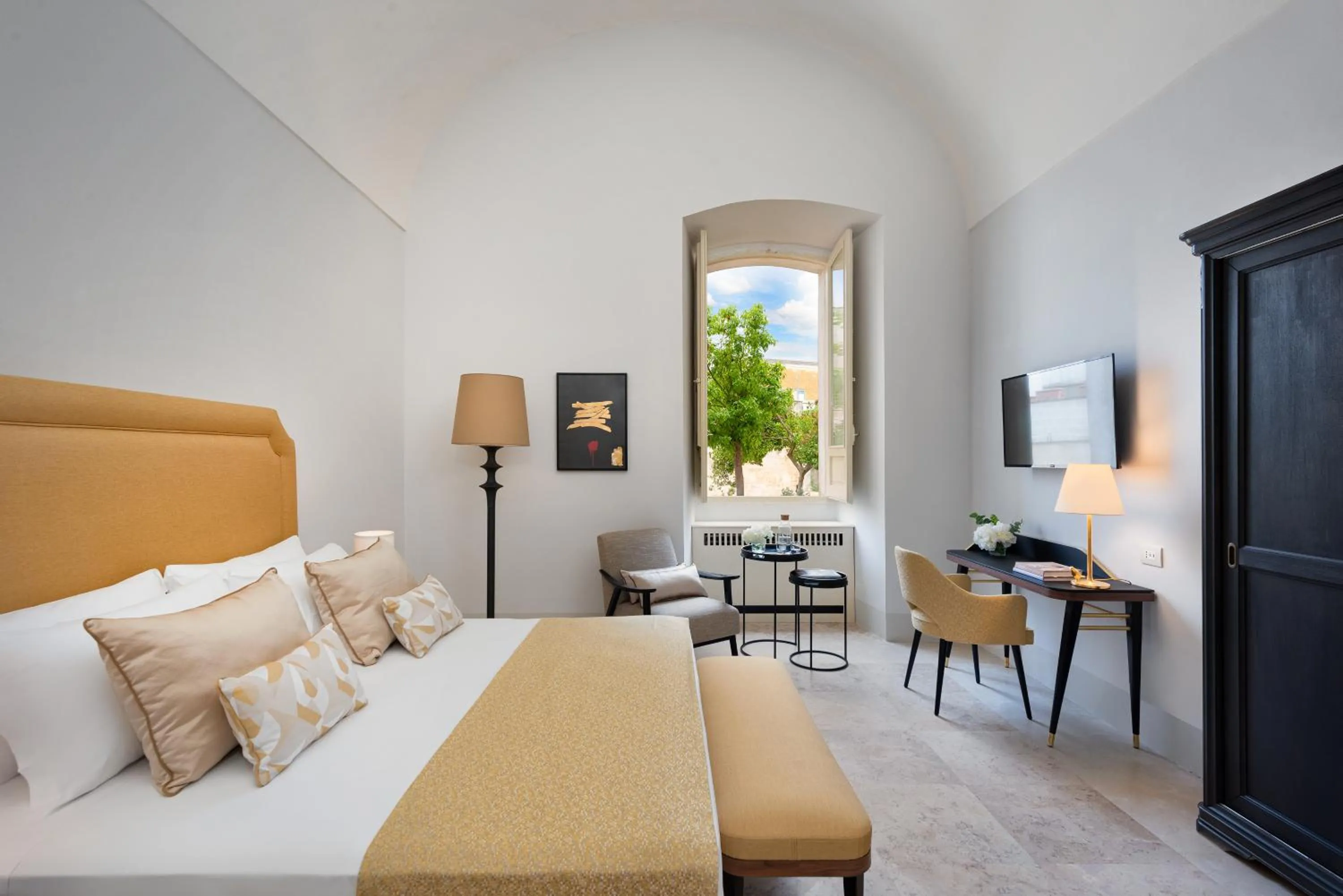 Photo of the whole room, Bed in Palazzo Donna Elisabetta