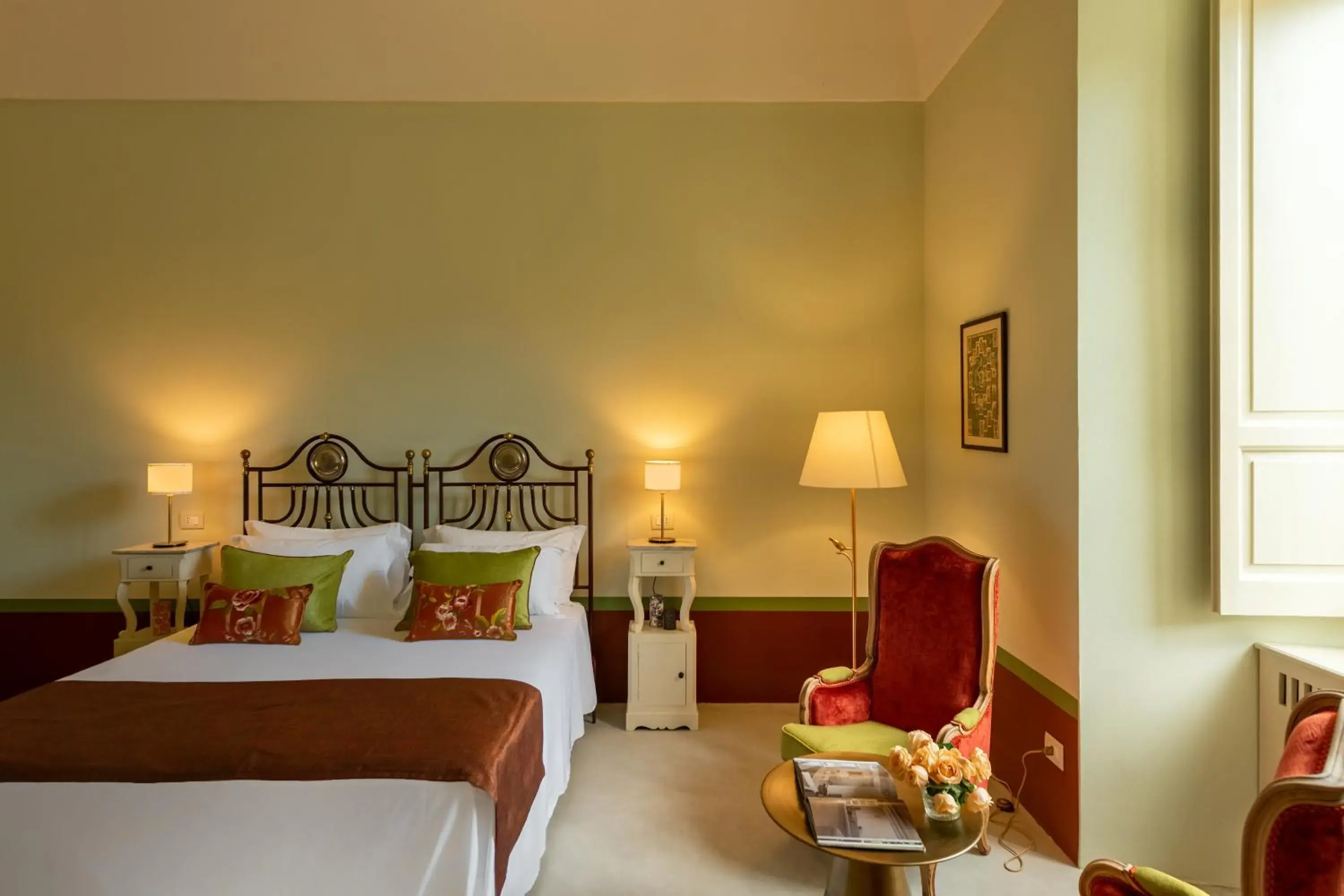 Luxury Triple Room in Palazzo Donna Elisabetta Luxury Triple Room in Palazzo Donna Elisabetta