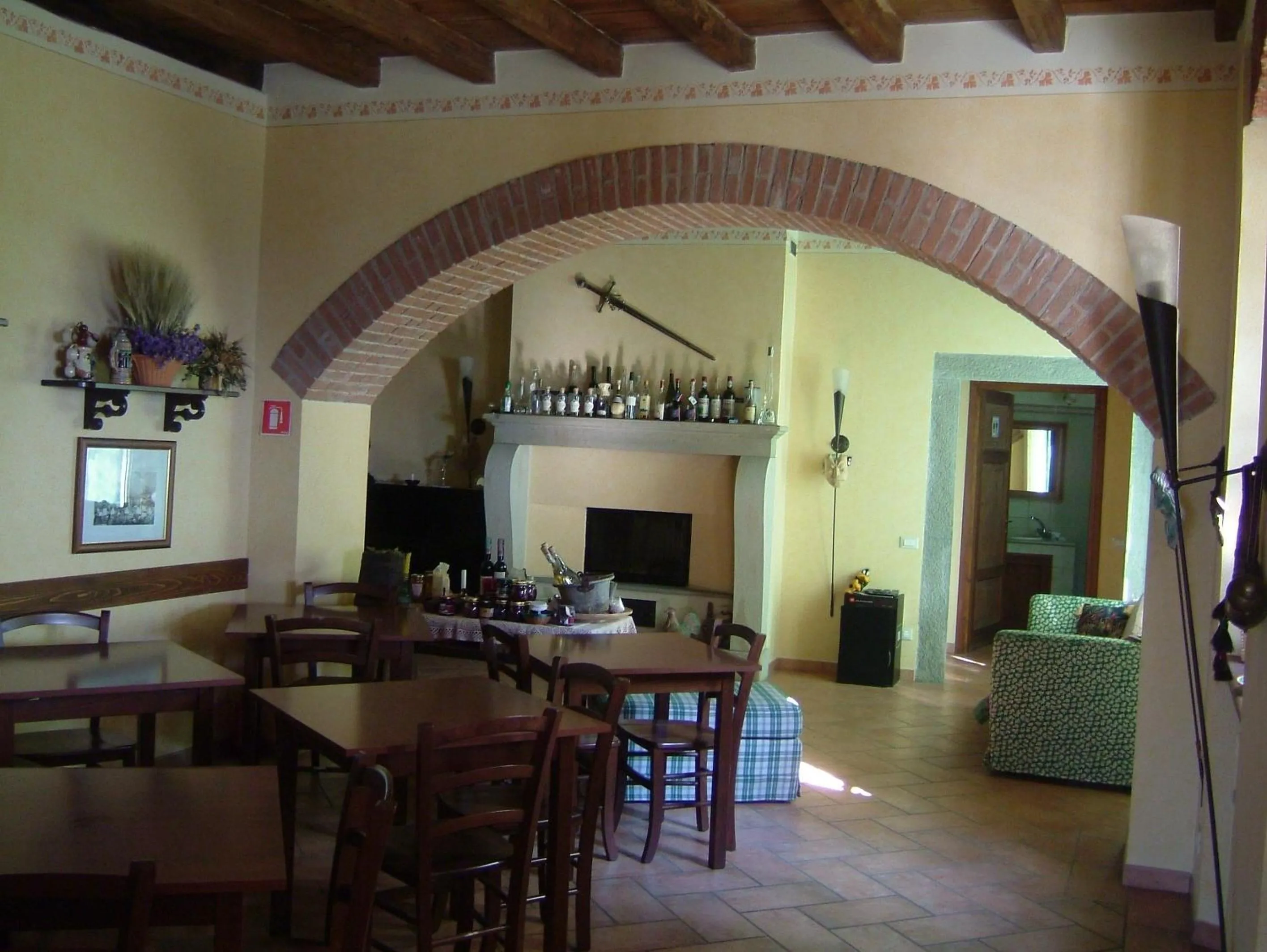 Business facilities in Antica Locanda La Tinara del Belvedere - Romantic Dreams -