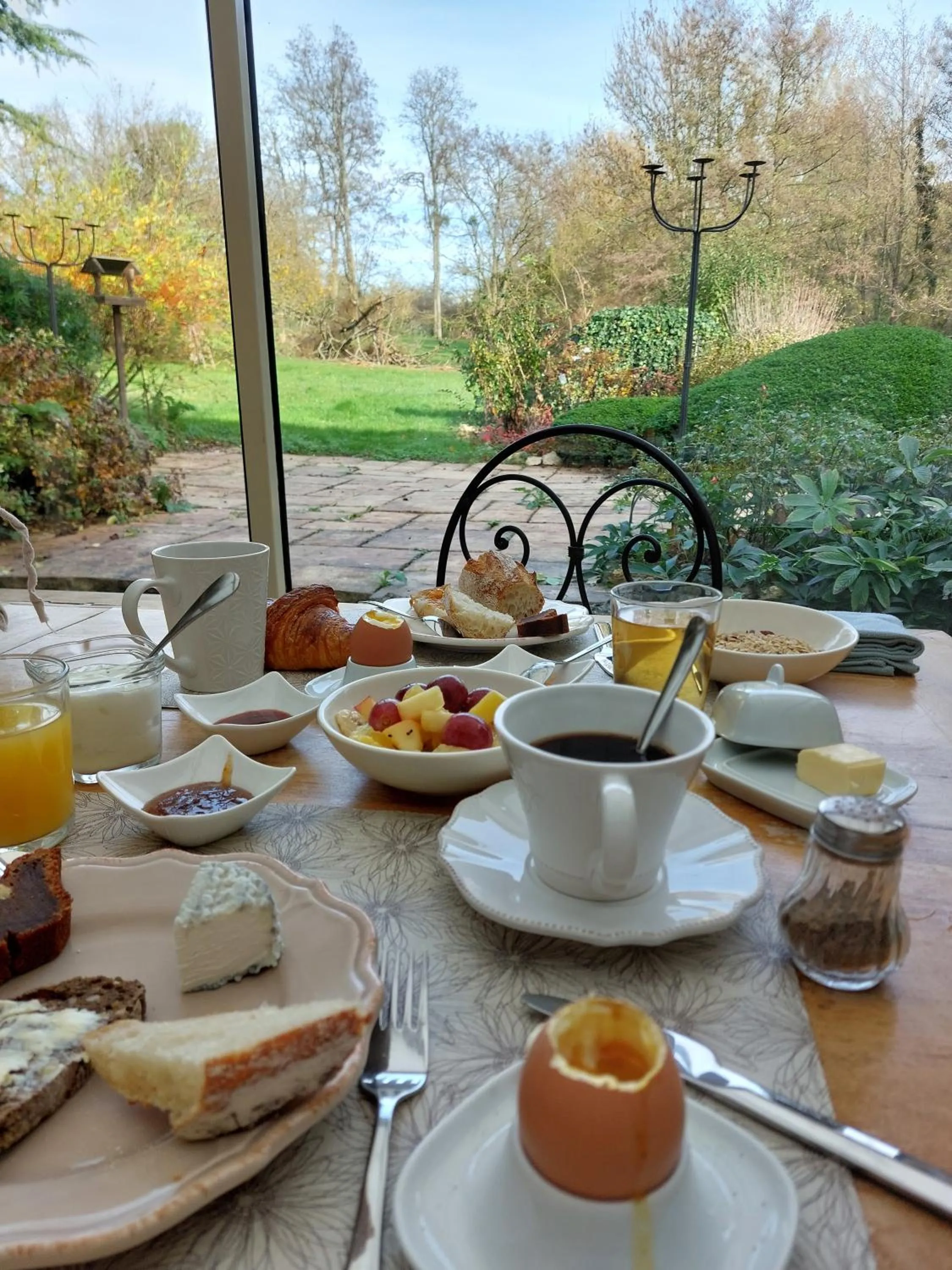 Food and drinks in Traînefeuilles - Chambres d'hôtes proche Zoo de Beauval