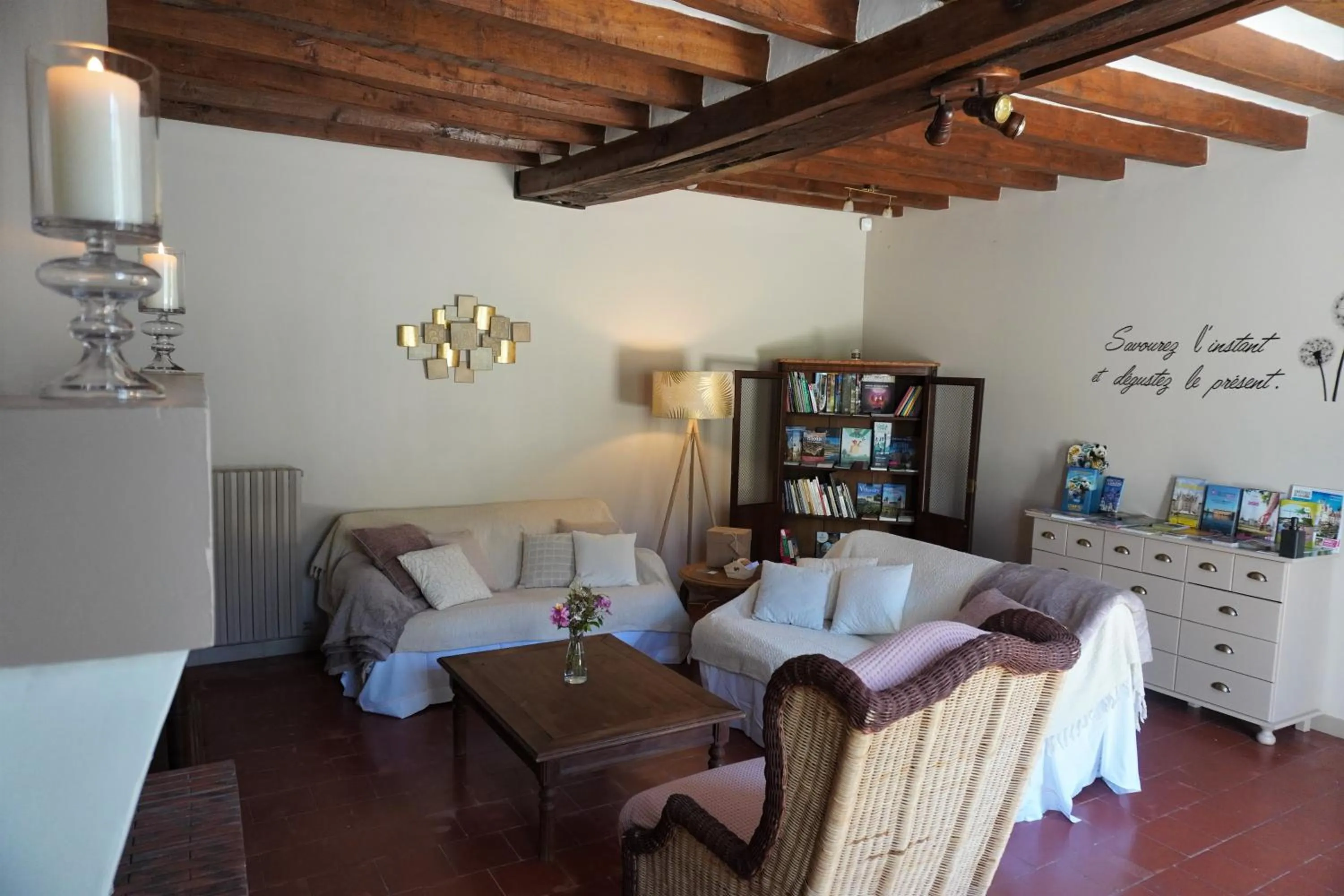 Living room in Traînefeuilles - Chambres d'hôtes proche Zoo de Beauval