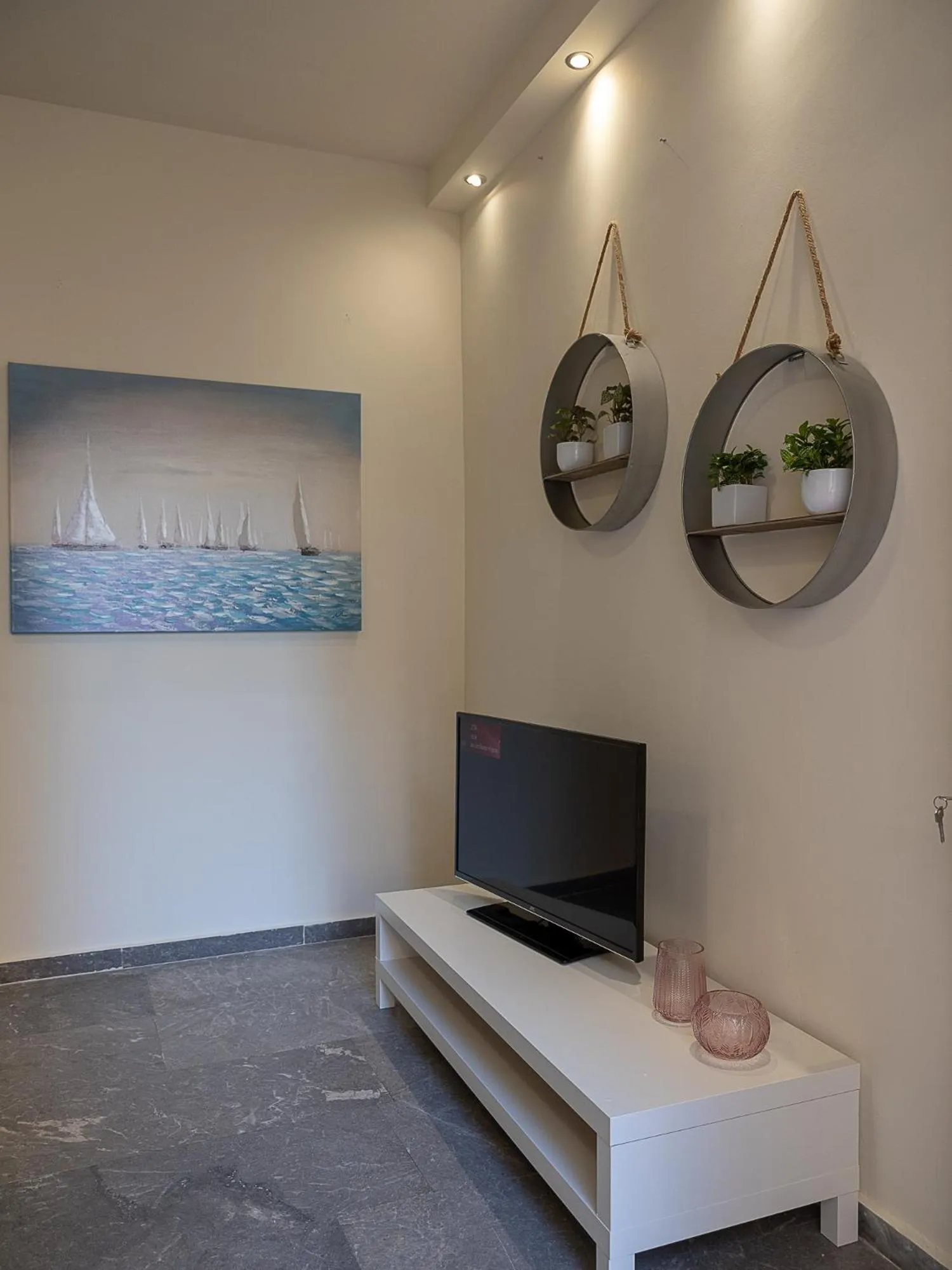 TV and multimedia in Luxury Apts Heraklion Center