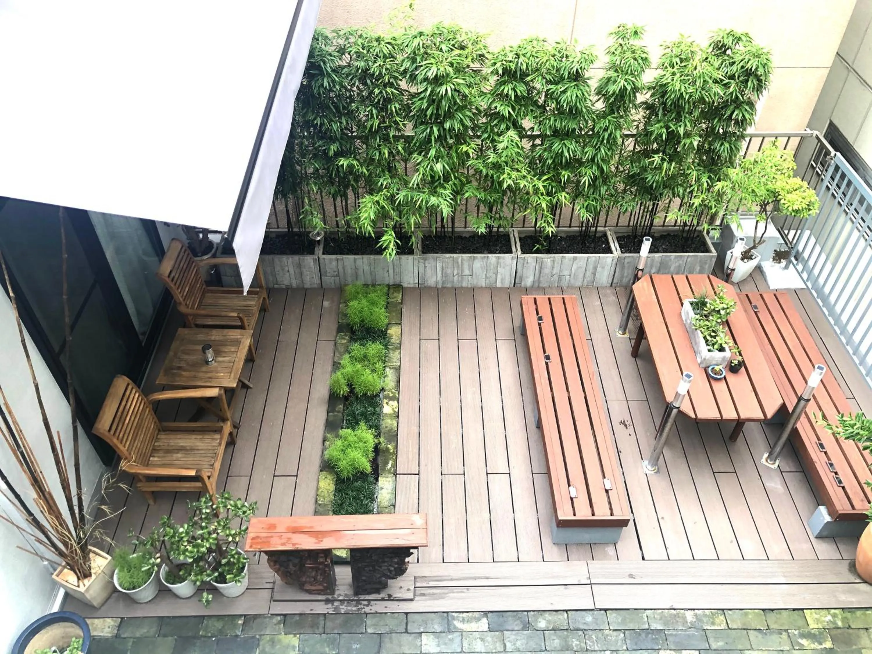 Balcony/Terrace in Room Inn Shanghai 横浜中華街 Room1-ABC