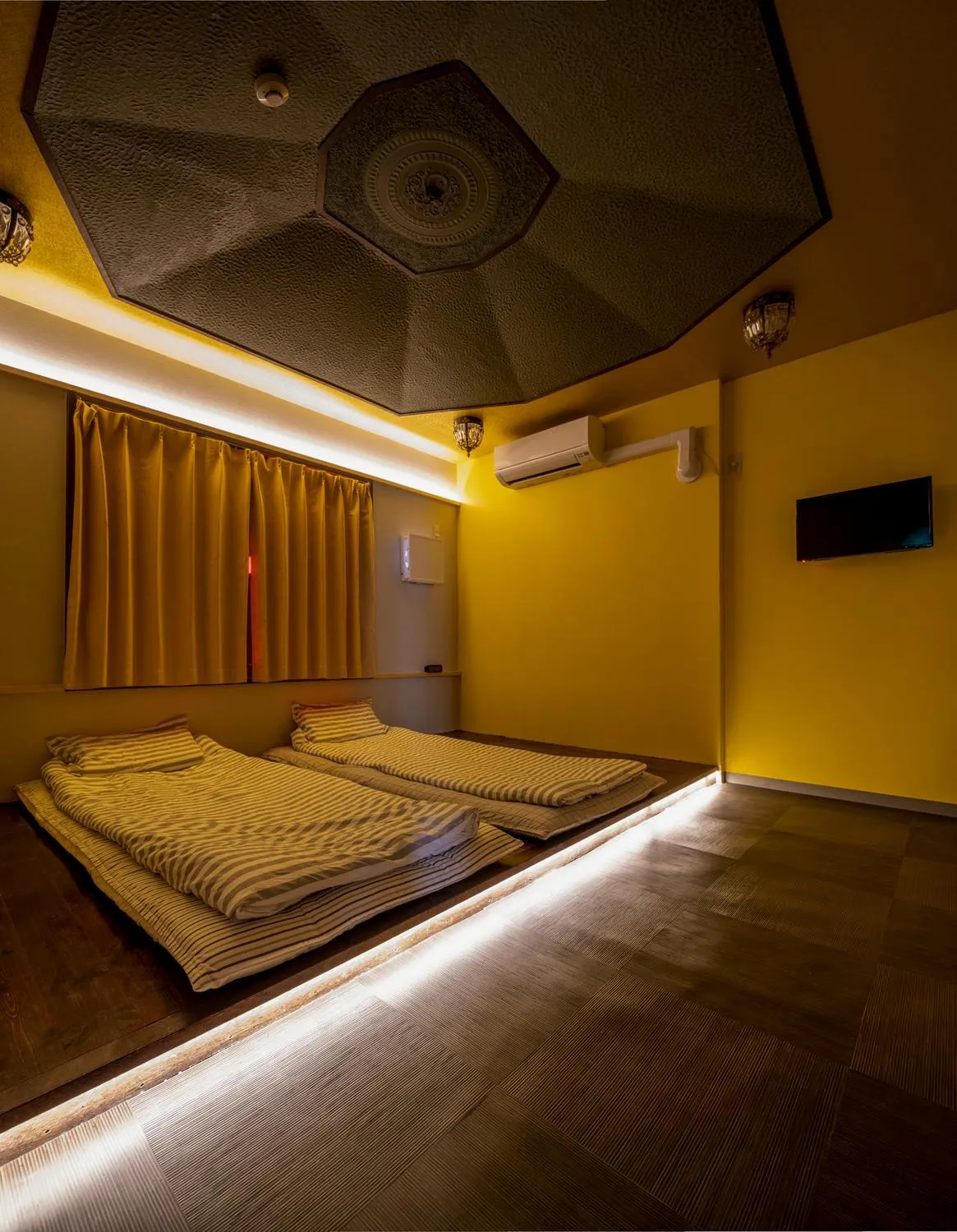 Bed in Room Inn Shanghai 横浜中華街 Room1-ABC