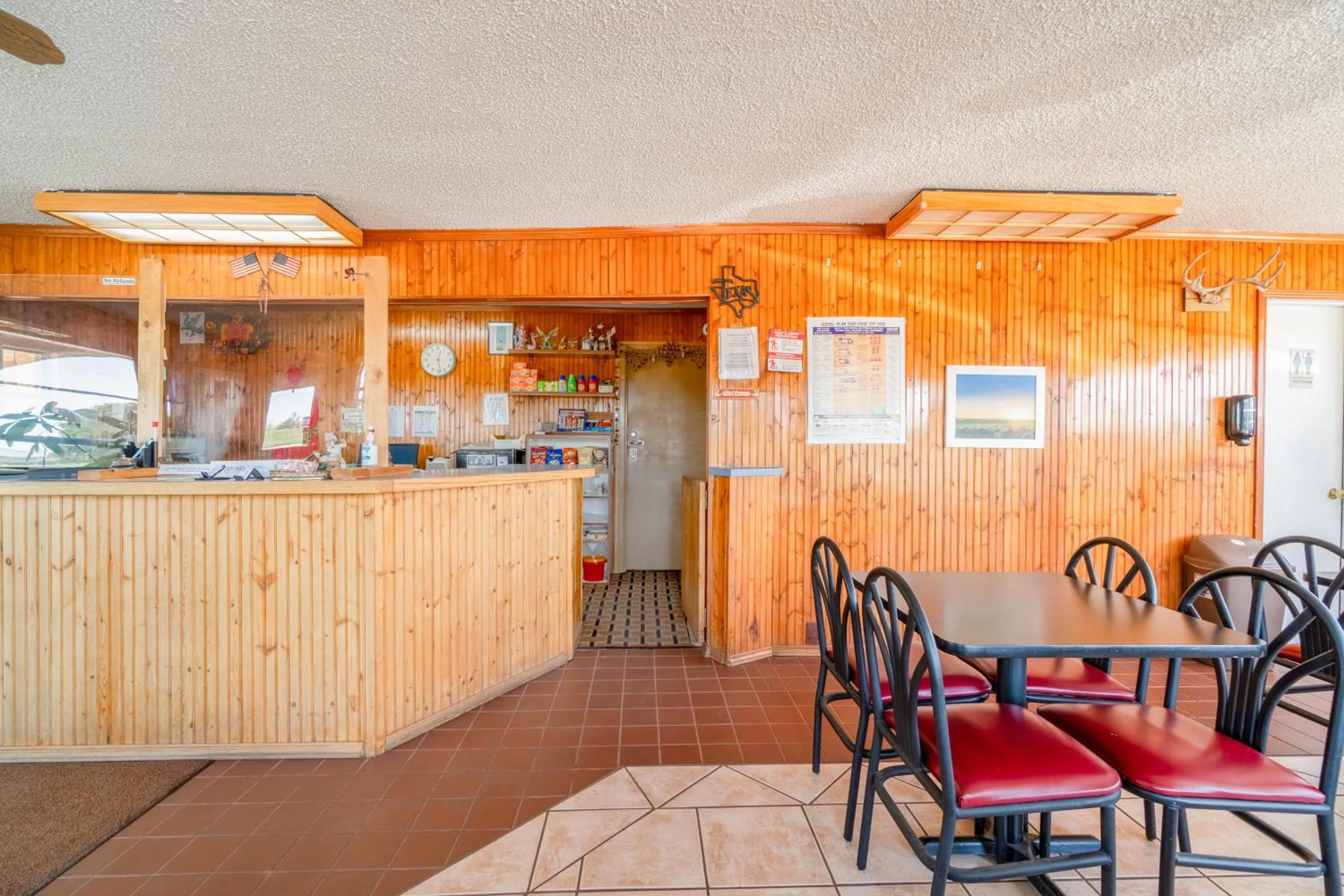 Lobby or reception in Lone Star Inn by OYO Vernon Texas Hwy 287