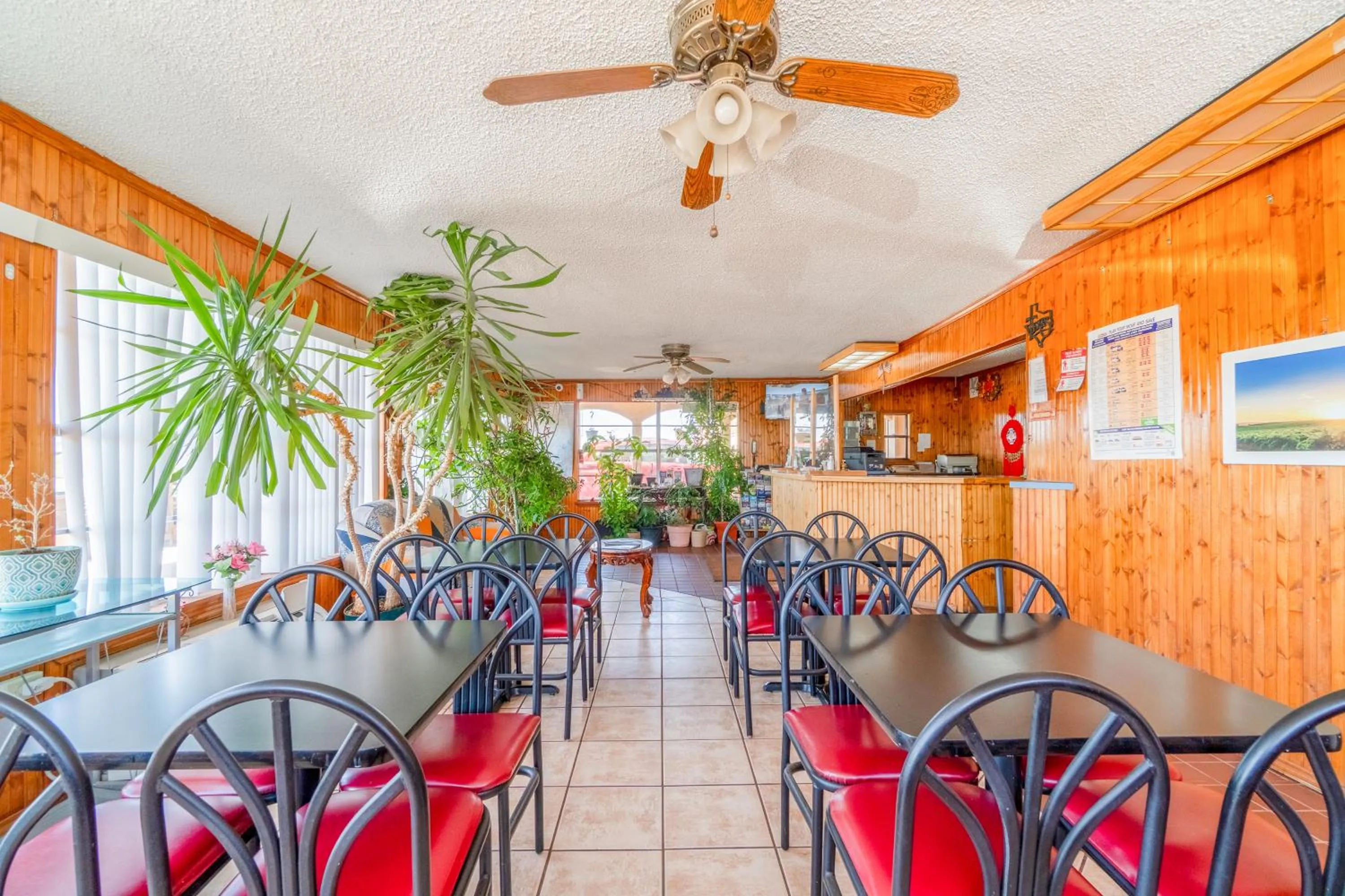Lobby or reception in Lone Star Inn by OYO Vernon Texas Hwy 287