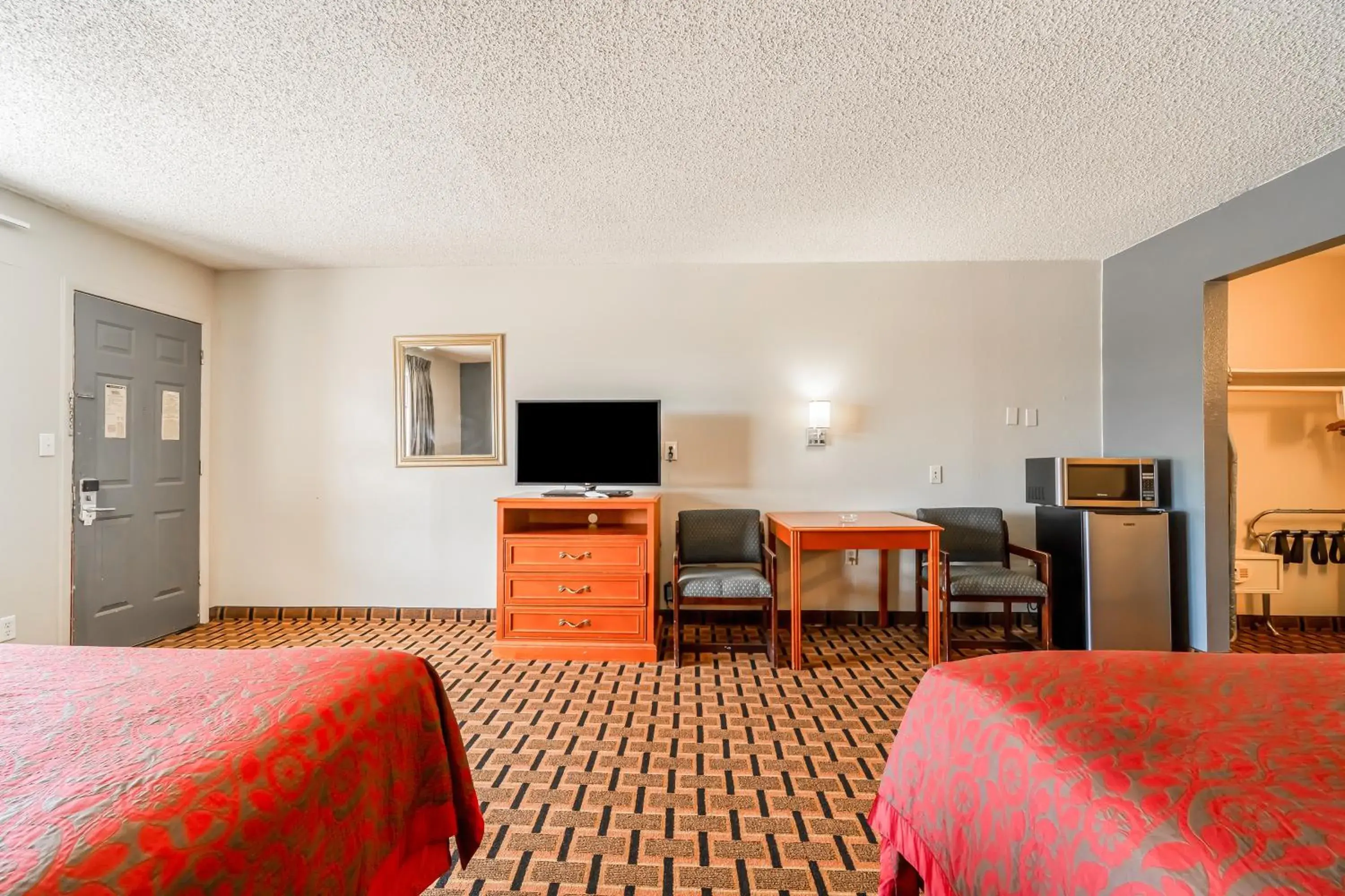 2 Queen Beds Non-Smoking in Lone Star Inn by OYO Vernon Texas Hwy 287 2 Queen Beds Non-Smoking in Lone Star Inn by OYO Vernon Texas Hwy 287