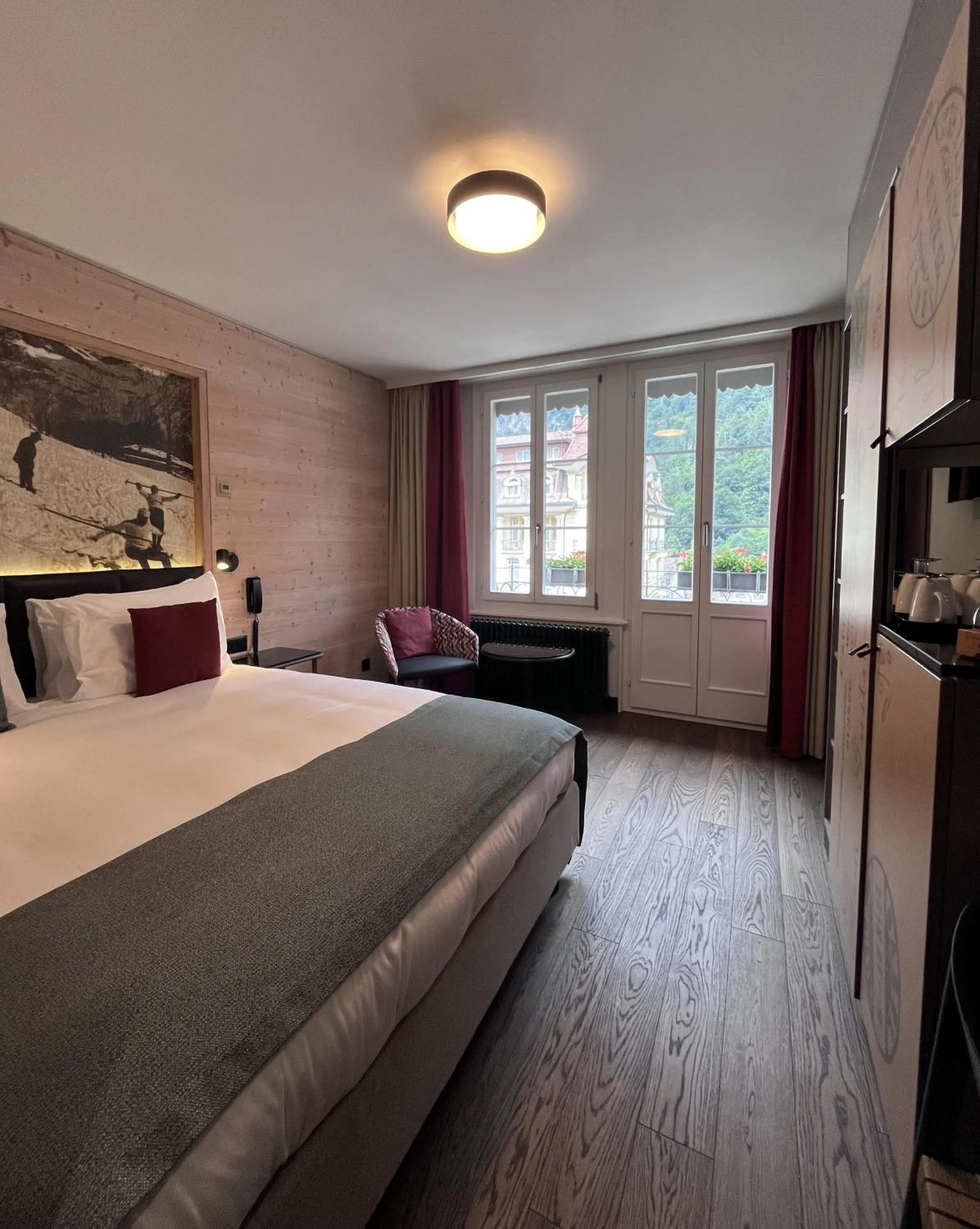 Bedroom, Bed in Hotel Interlaken