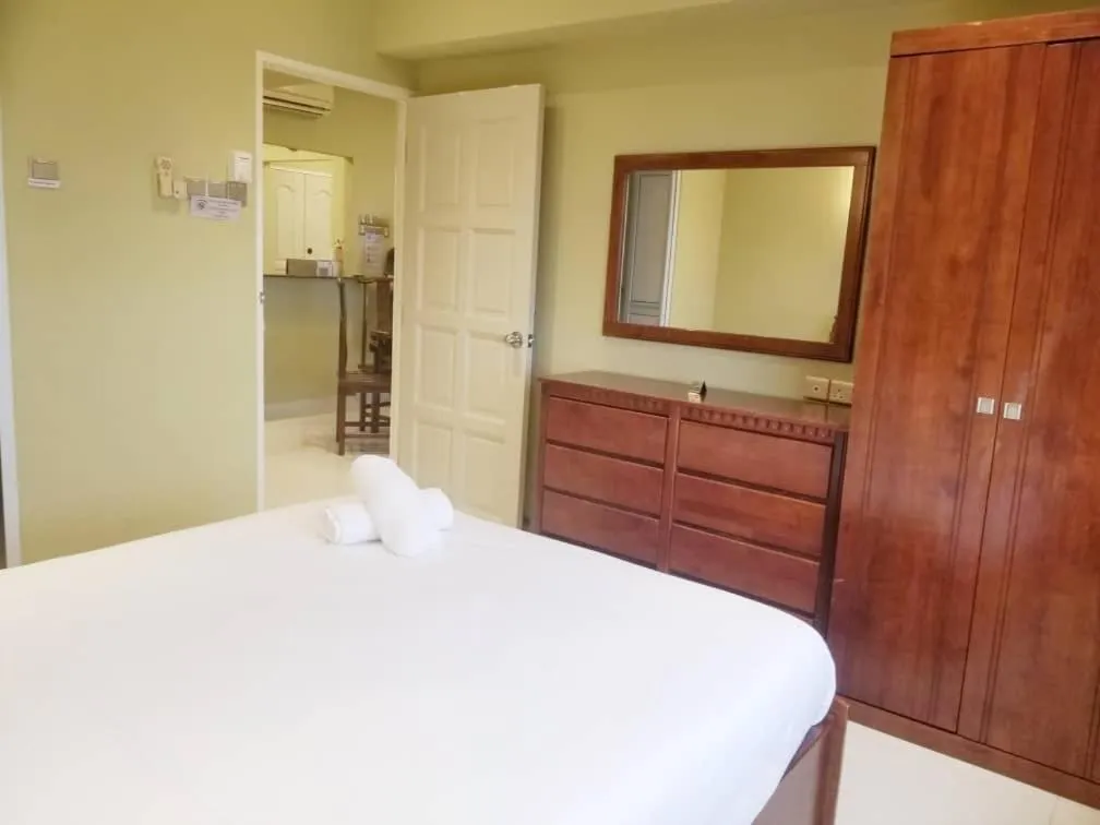 Bed in VIP Suite Seaview Batu Ferringhi 1003-2 Bedroom