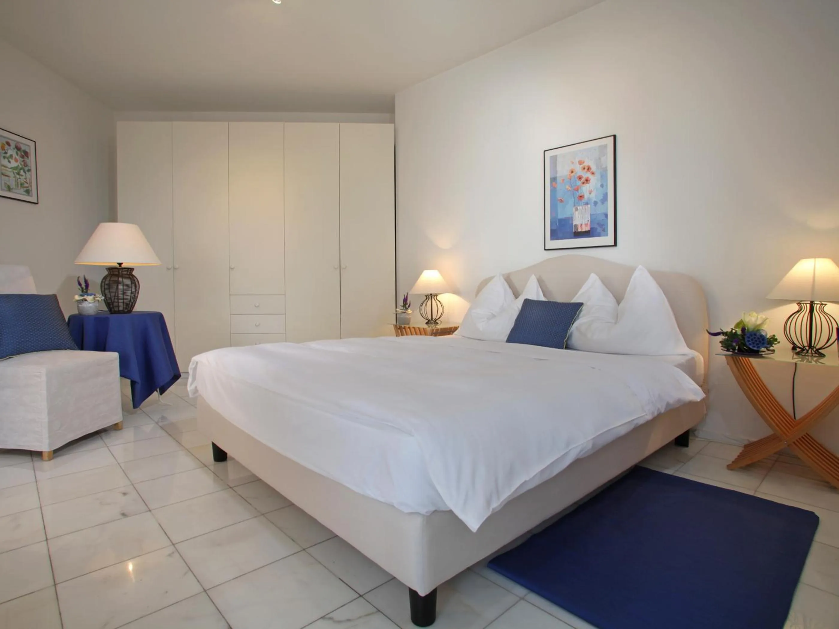 Grand Suite with Lake View in Villa Sassa