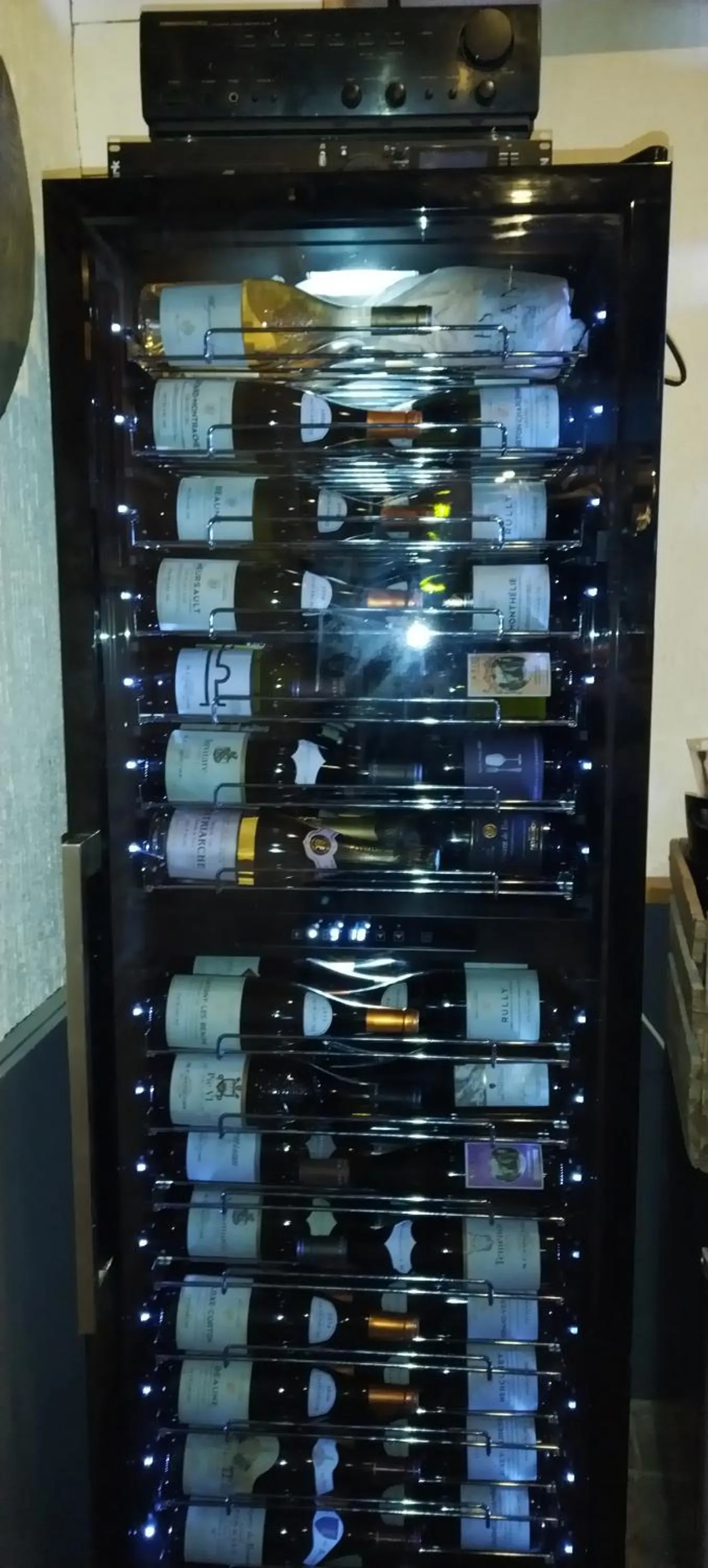 Restaurant/places to eat in Hostelry Music Repetition