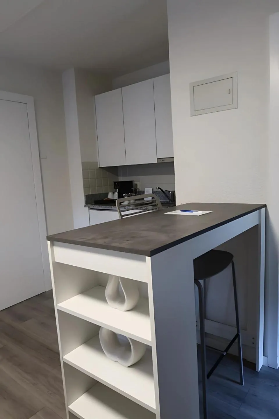 kitchen in Hôtel de l'Ecluse