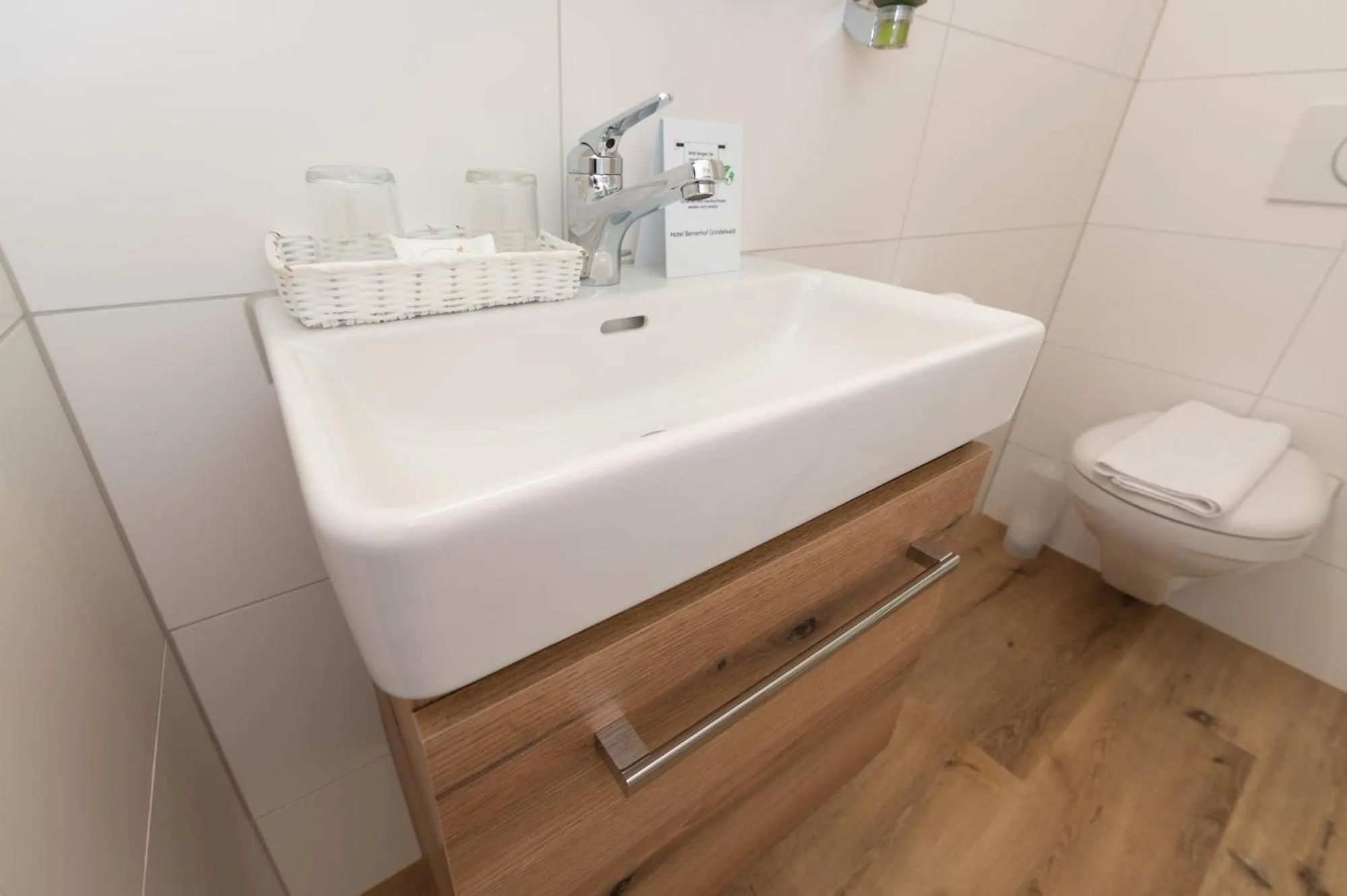 Toilet in Hotel Bernerhof Grindelwald