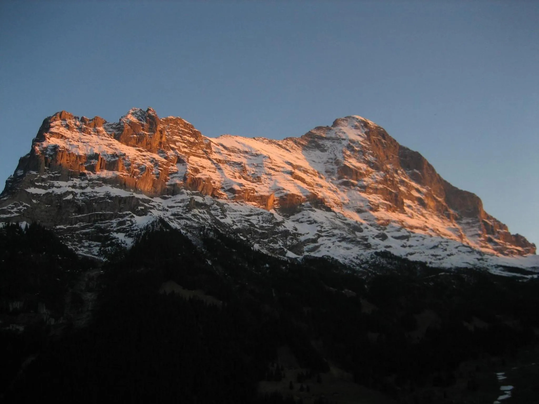 Mountain view in Hotel Bernerhof Grindelwald