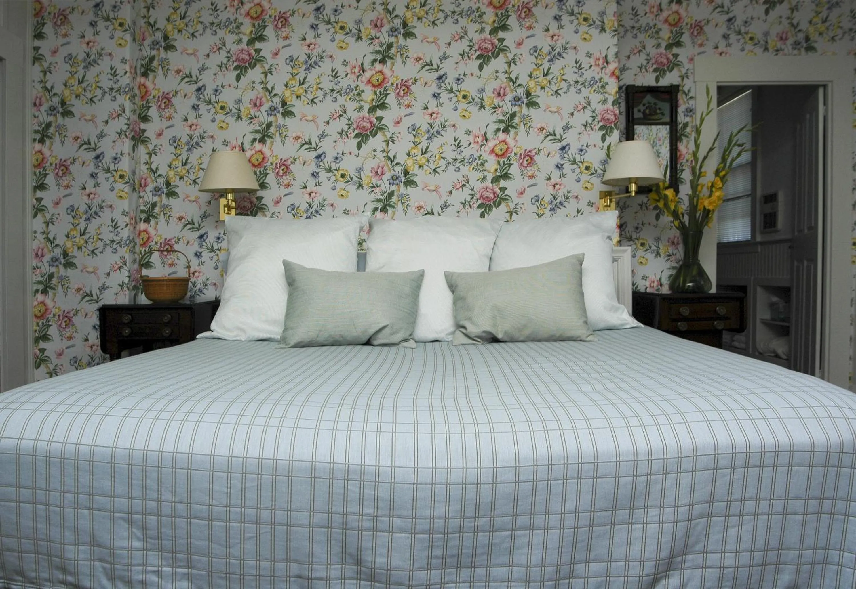 Bed in 29 India House