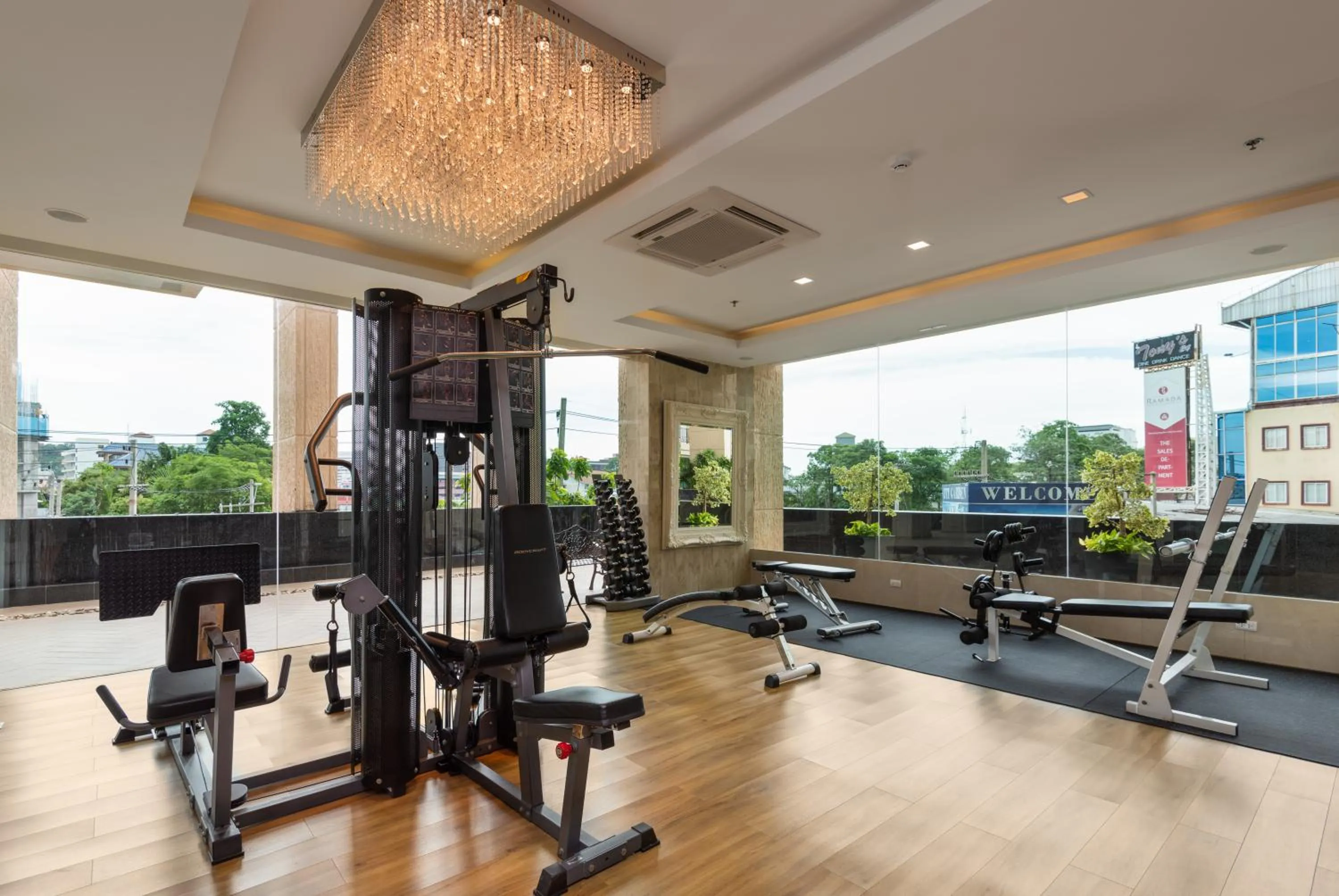 Fitness centre/facilities in Rare Panoramic Sea, City & Mountain Views - XXL Balcony - 1Gbps Blazing Fast Free WIFI - Pool - Gym - Pool Table - Steam - Sauna - Bar