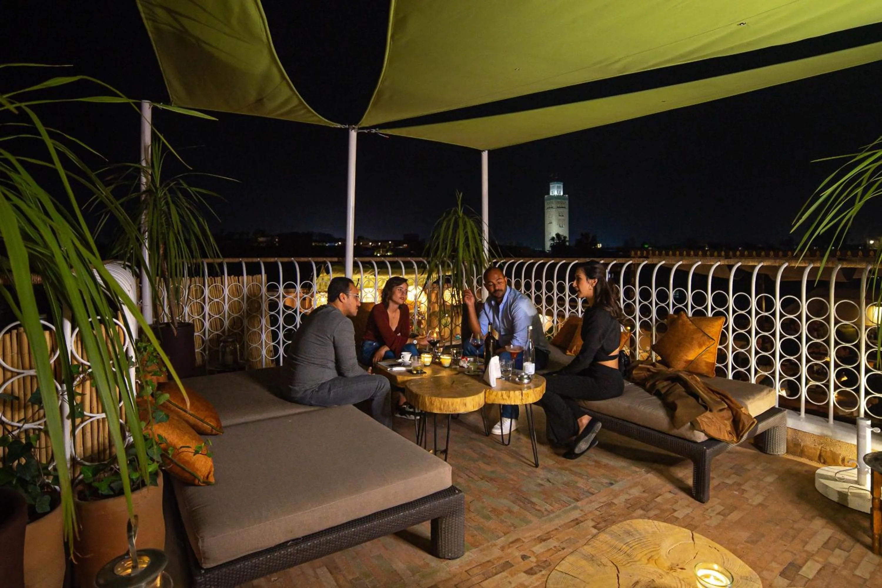 People in MAISON MK Adults ONLY - Music Riad