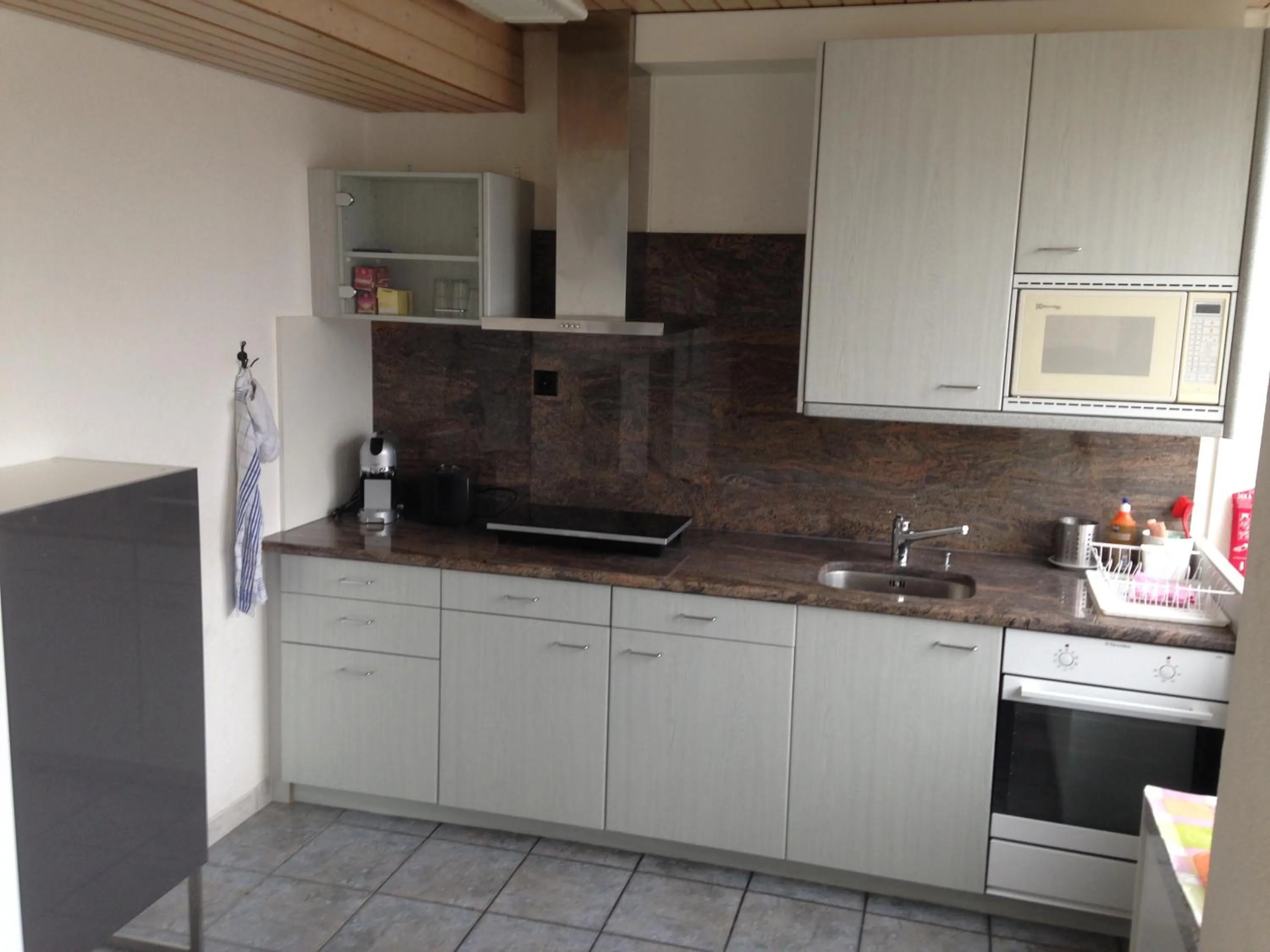 Communal kitchen in Budget Motel Self Check-In