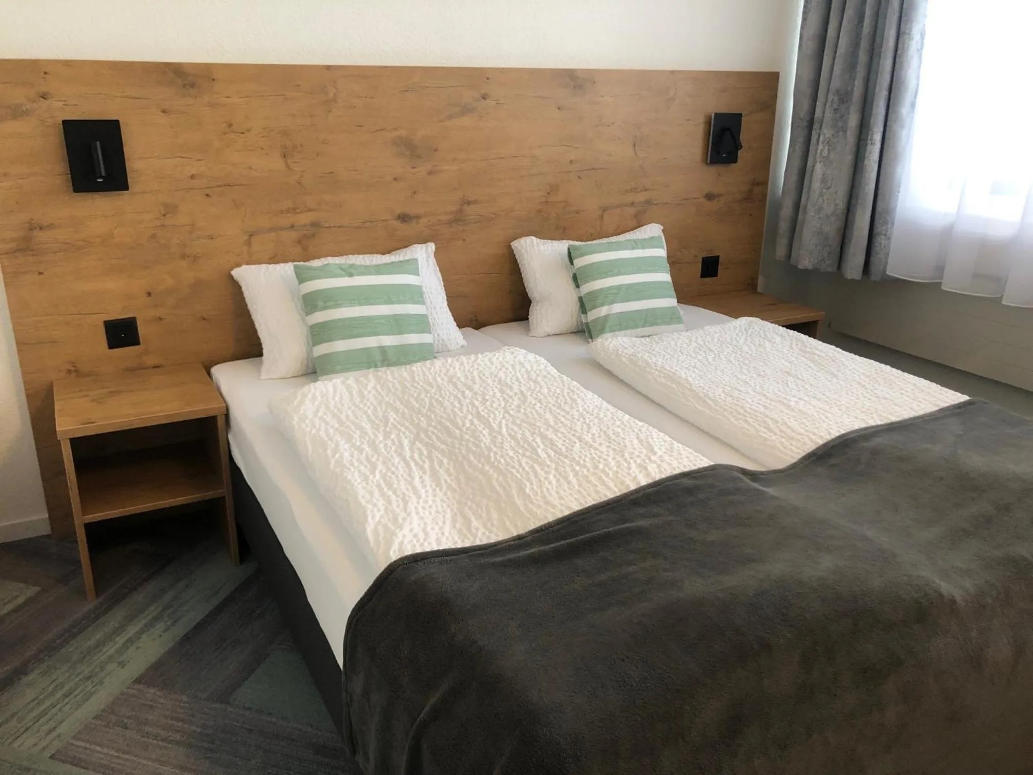 Bed in Budget Motel Self Check-In