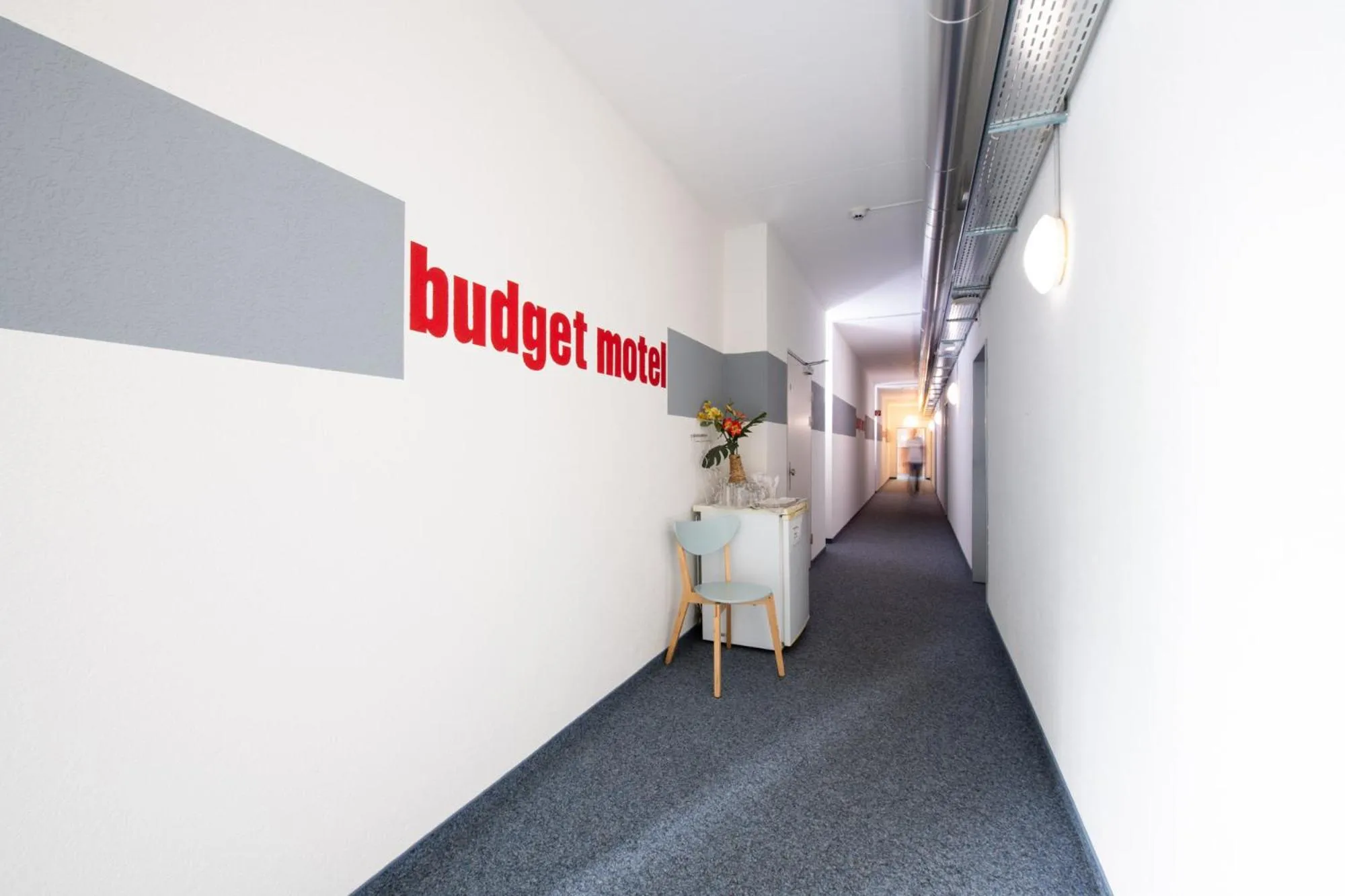 Property building in Budget Motel Self Check-In