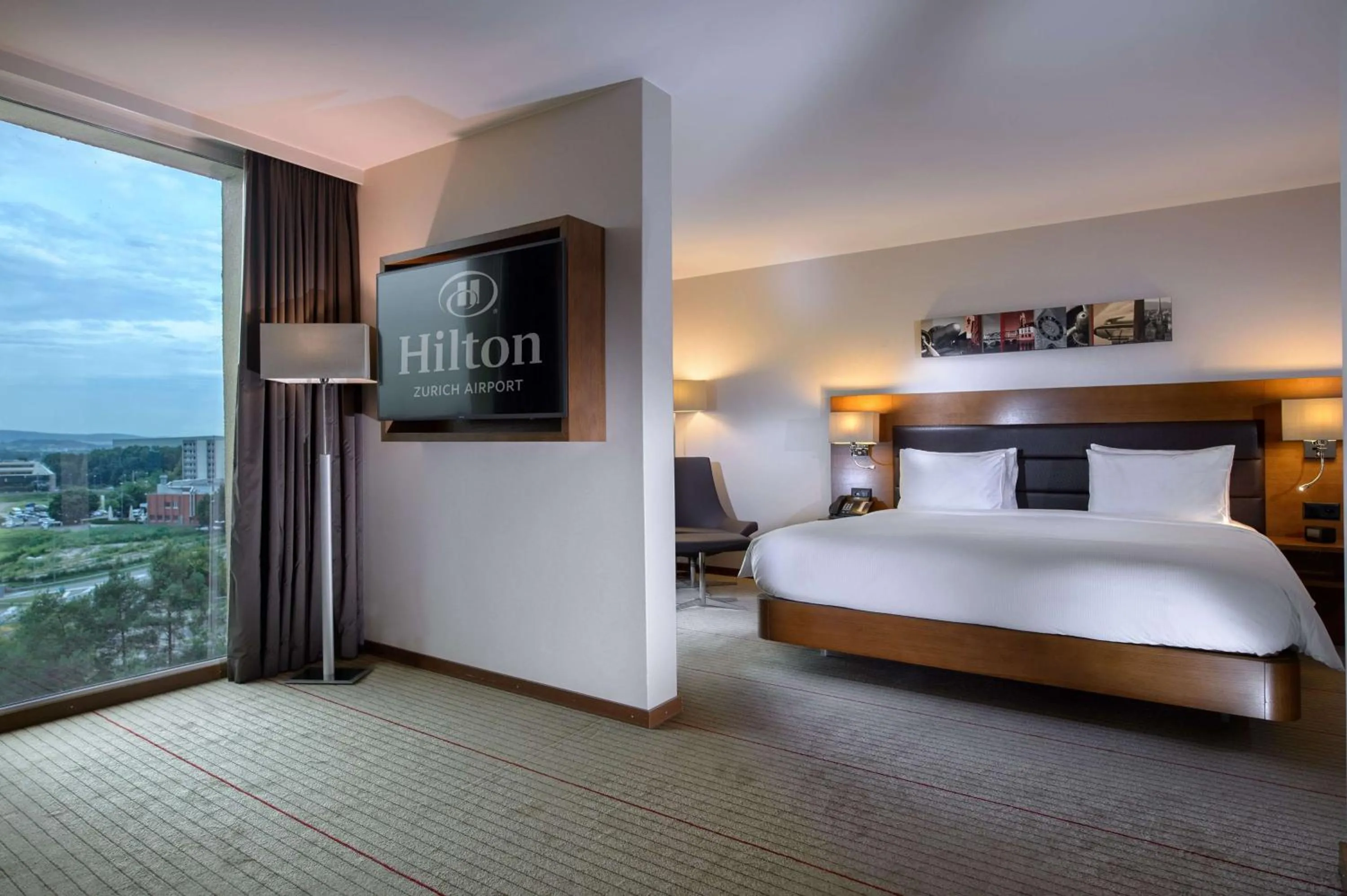 View (from property/room), Bed in Hilton Zurich Airport