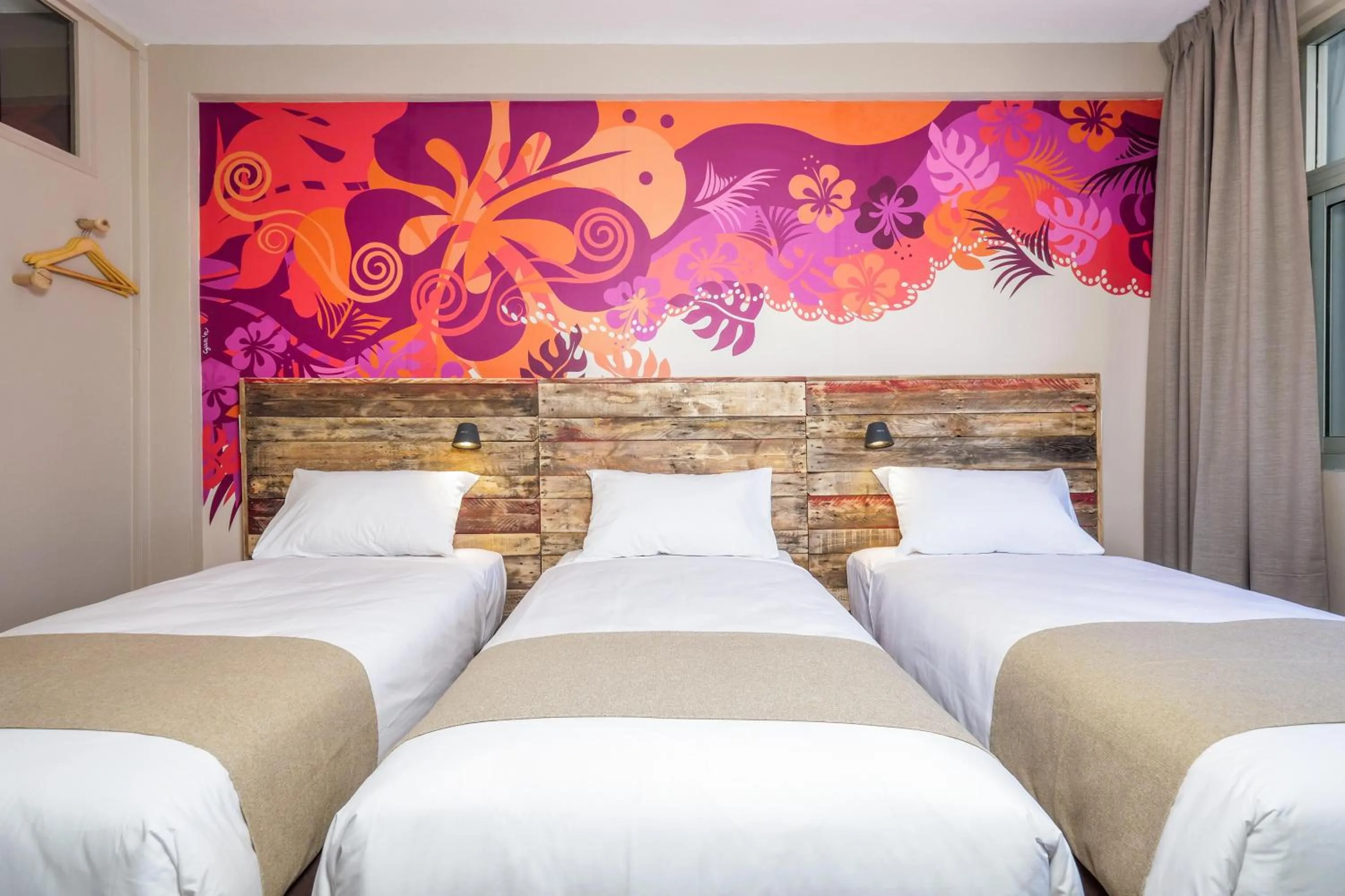 Bed in Gondwana City Art