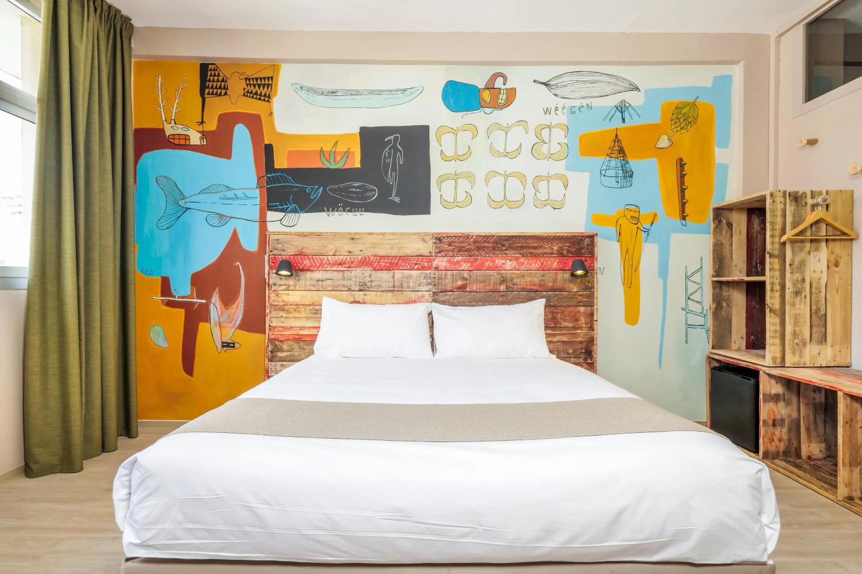 Bed in Gondwana City Art