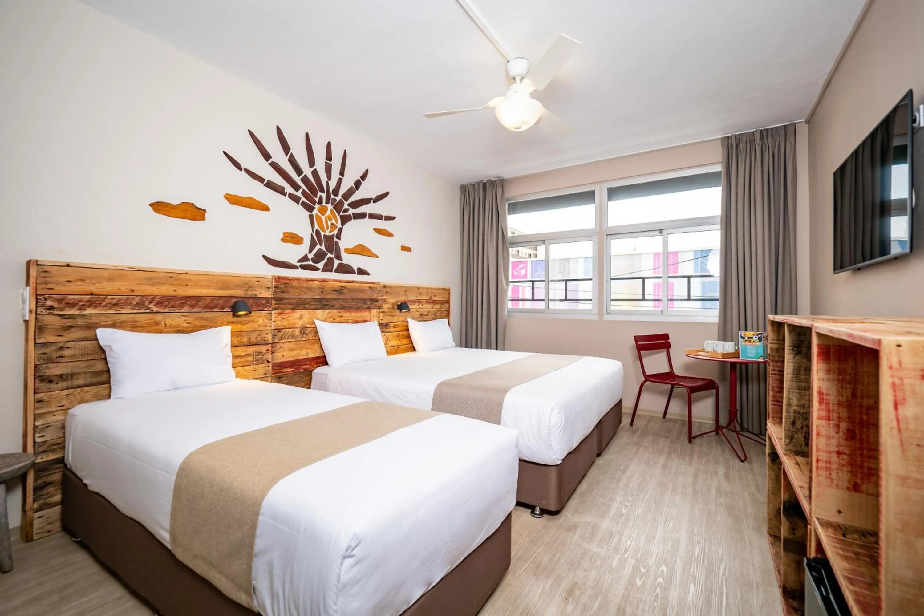 Bed in Gondwana City Art