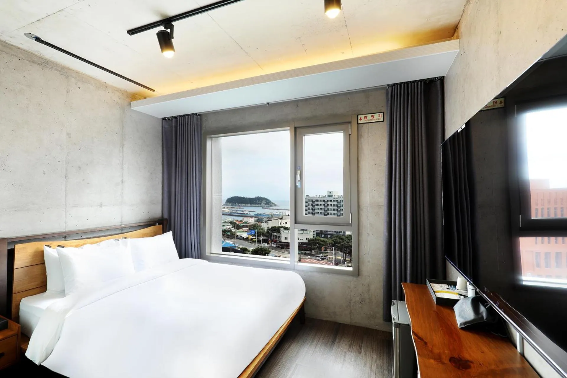 Standard Double Room in Cornerstone Hotel